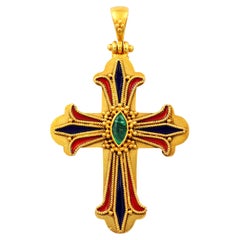 Dimos Croix byzantine filigrane en or 22 carats avec émeraude taille marquise