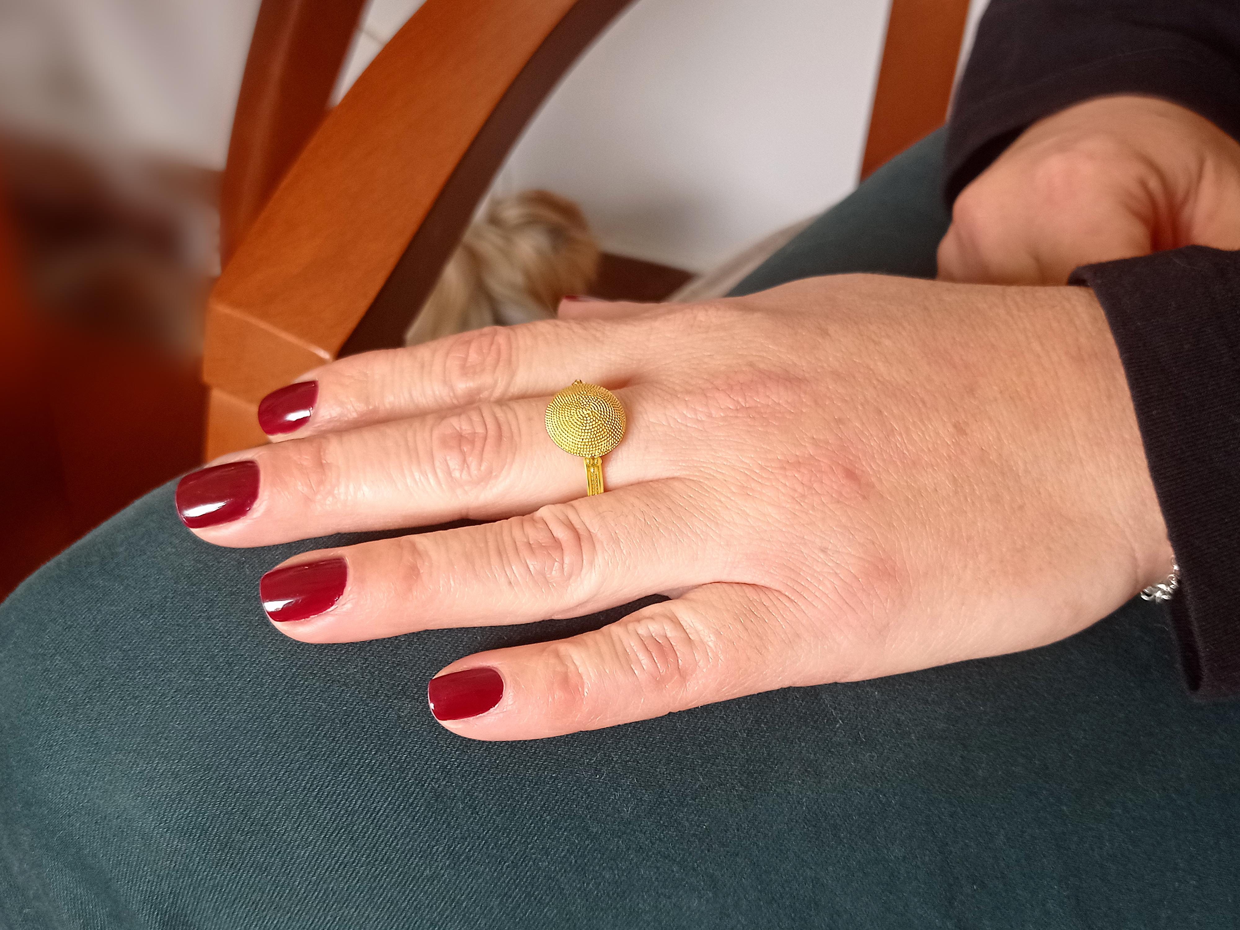 Filigraner Sfalaki-Ring von Dimos aus 22 Karat Gold im Angebot 1