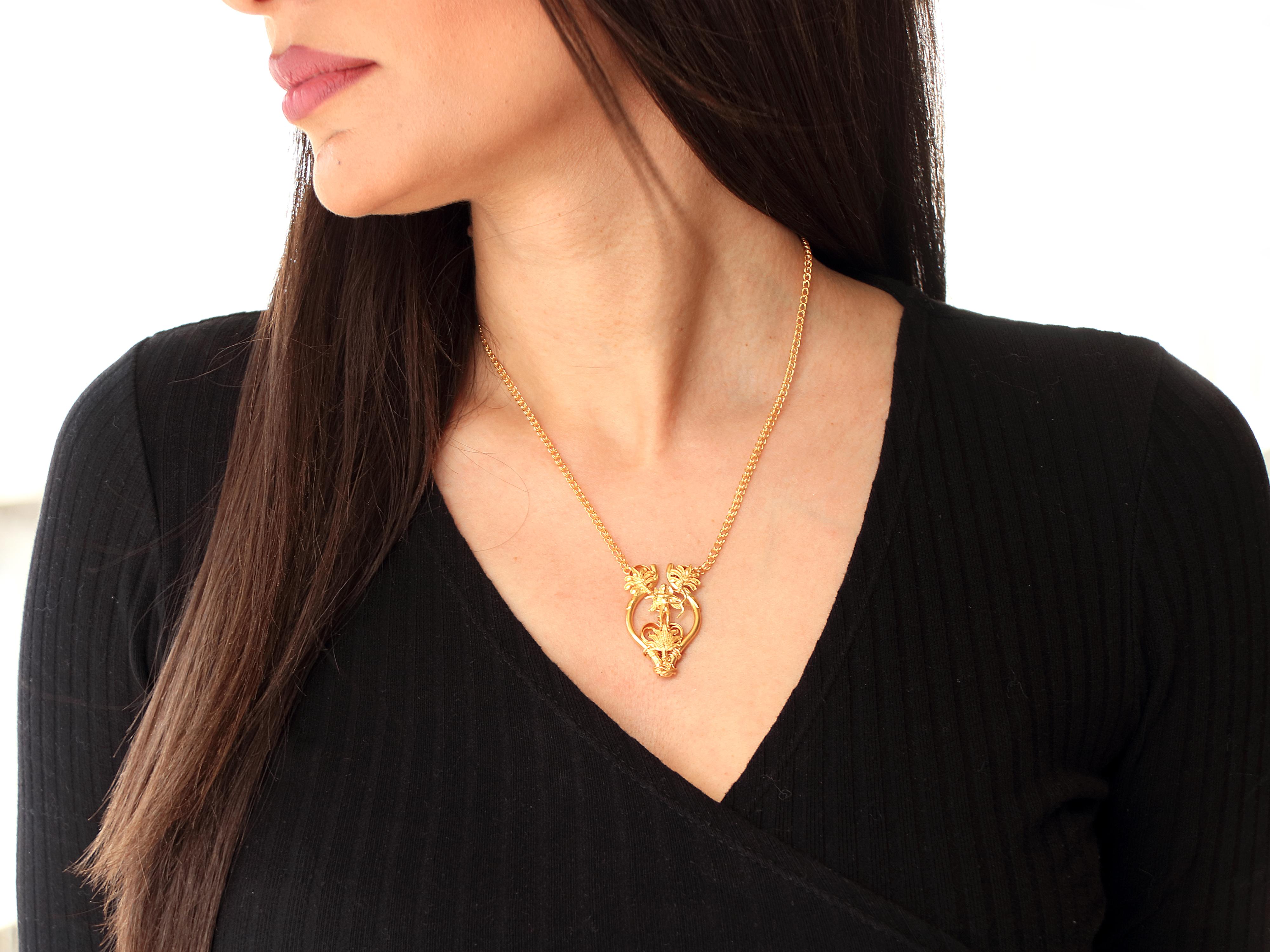 Dimos 22k Gold God of Love 'Eros' Necklace In New Condition For Sale In Athens, GR