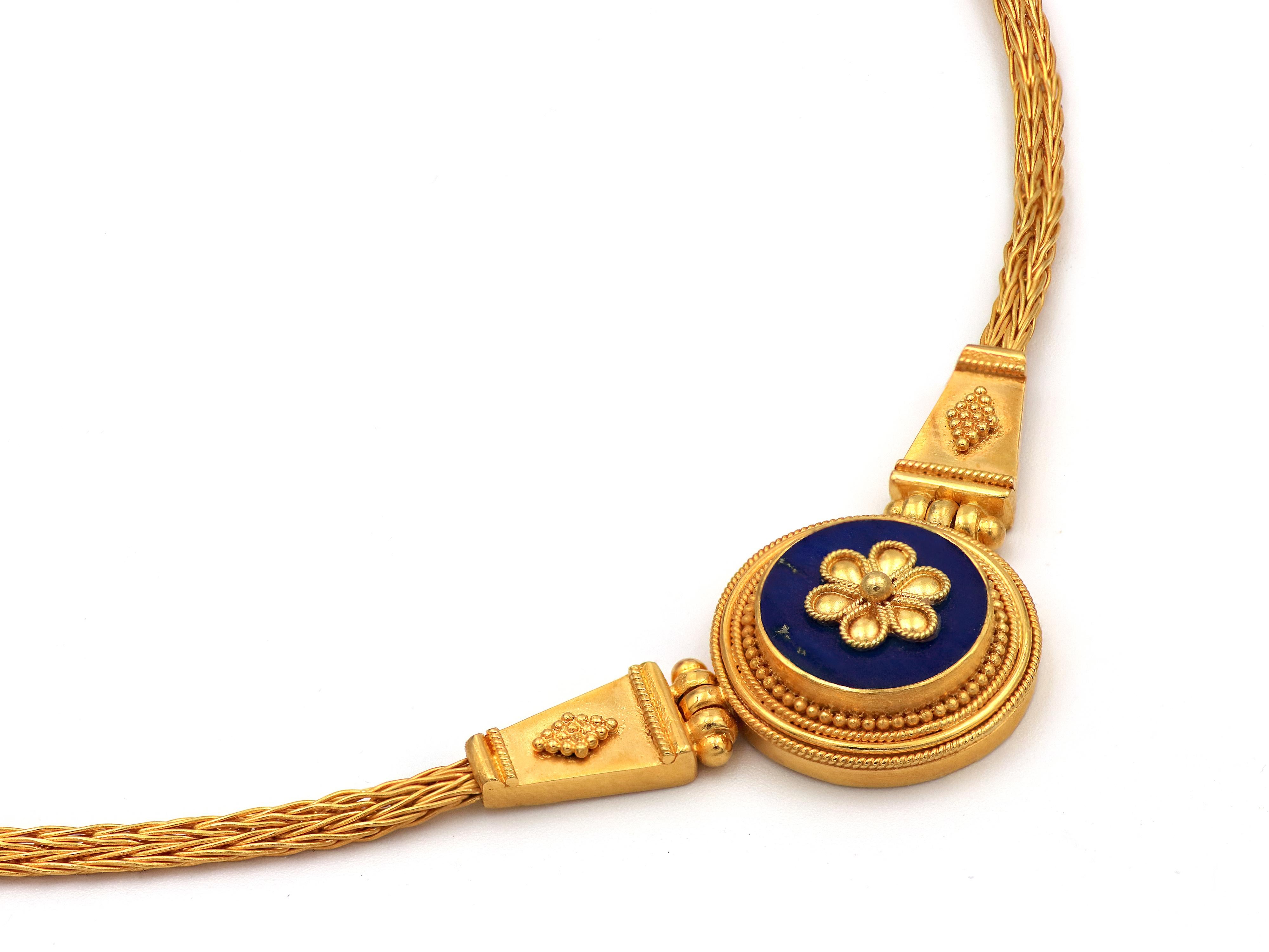 Néoclassique Dimos Collier néoclassique en or 22k Lapis Lazuli en vente