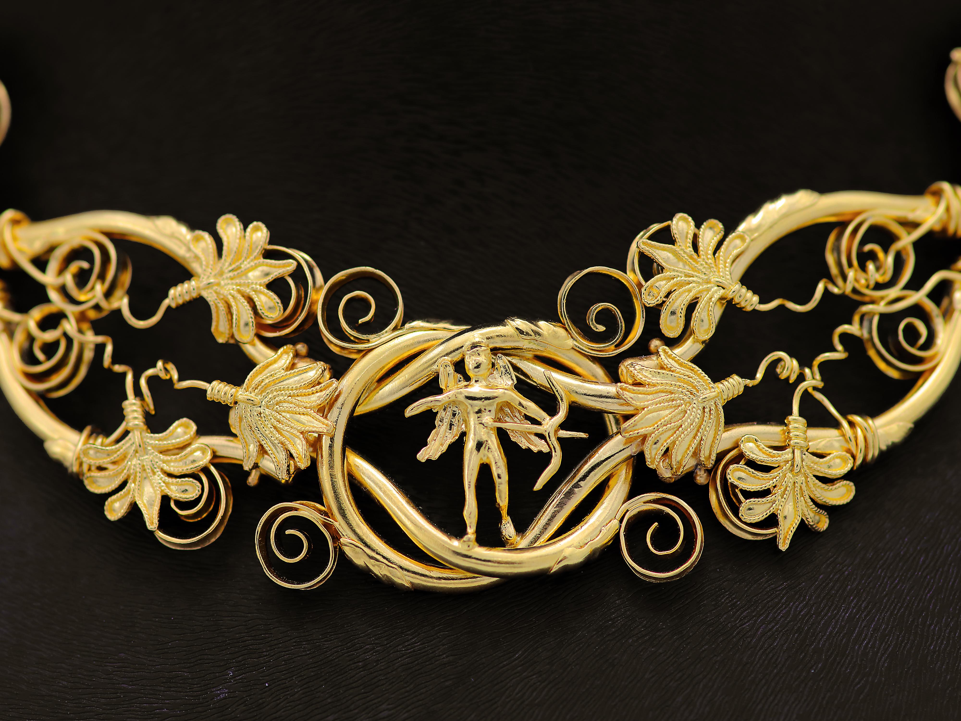 Dimos Collier « Eros » en or 22 carats, copie de musée du dieu de l'amour Neuf - En vente à Athens, GR