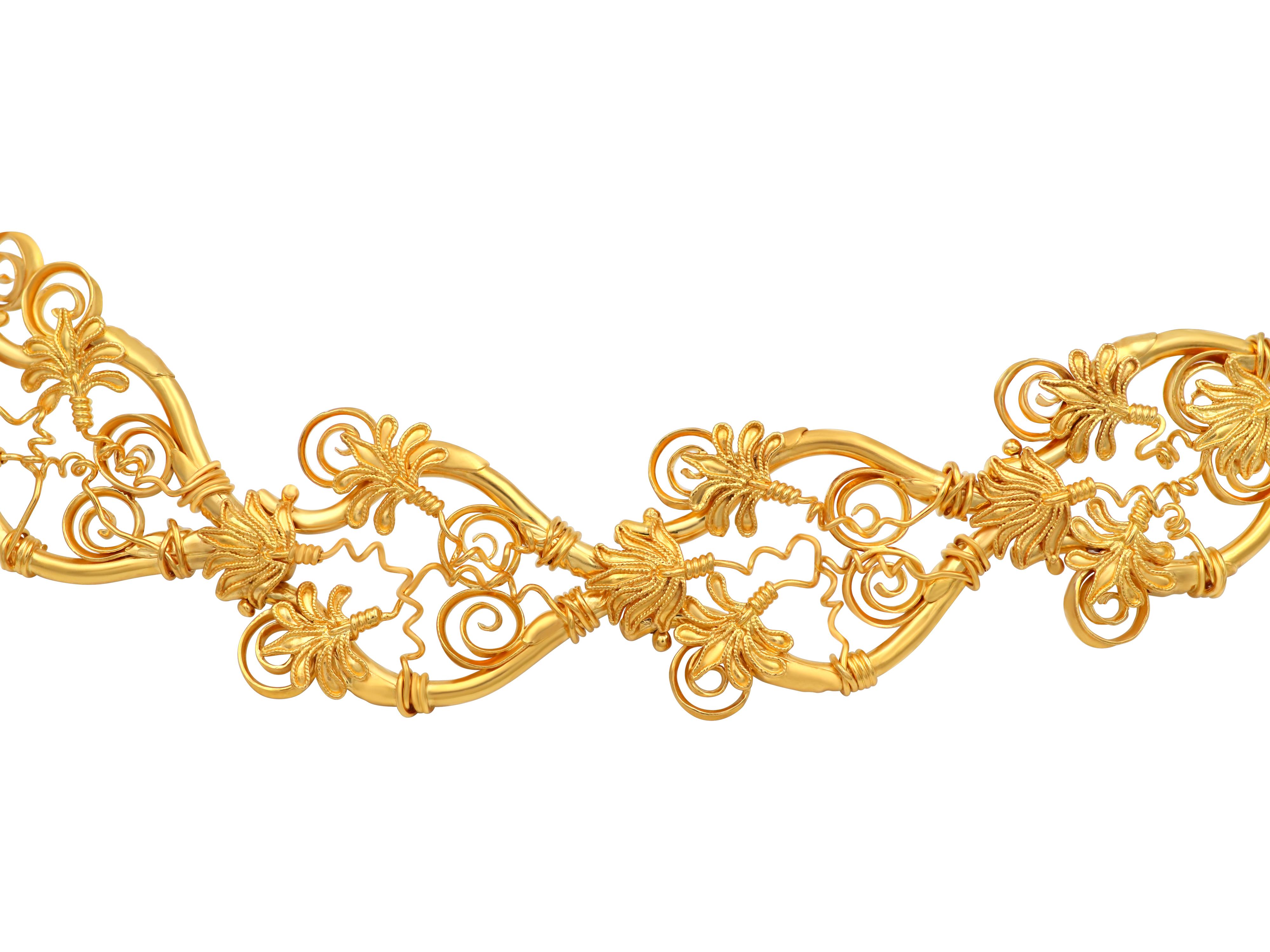 Dimos Collier « Eros » en or 22 carats, copie de musée du dieu de l'amour en vente 1