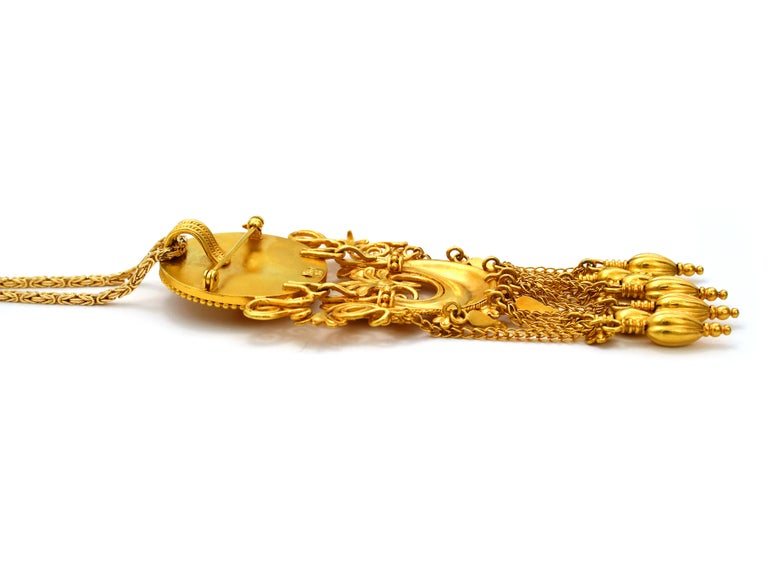 Dimos 22k Gold Museum Copy Pendant with Chain In New Condition For Sale In Athens, GR