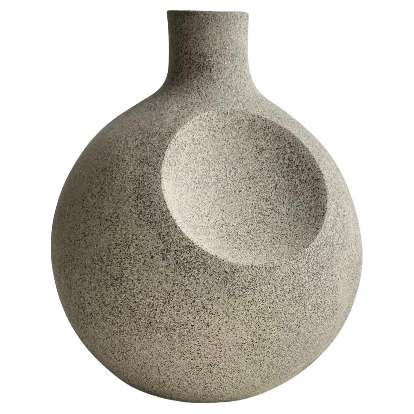 Vaso scultoreo Dimple di Karin Amdal