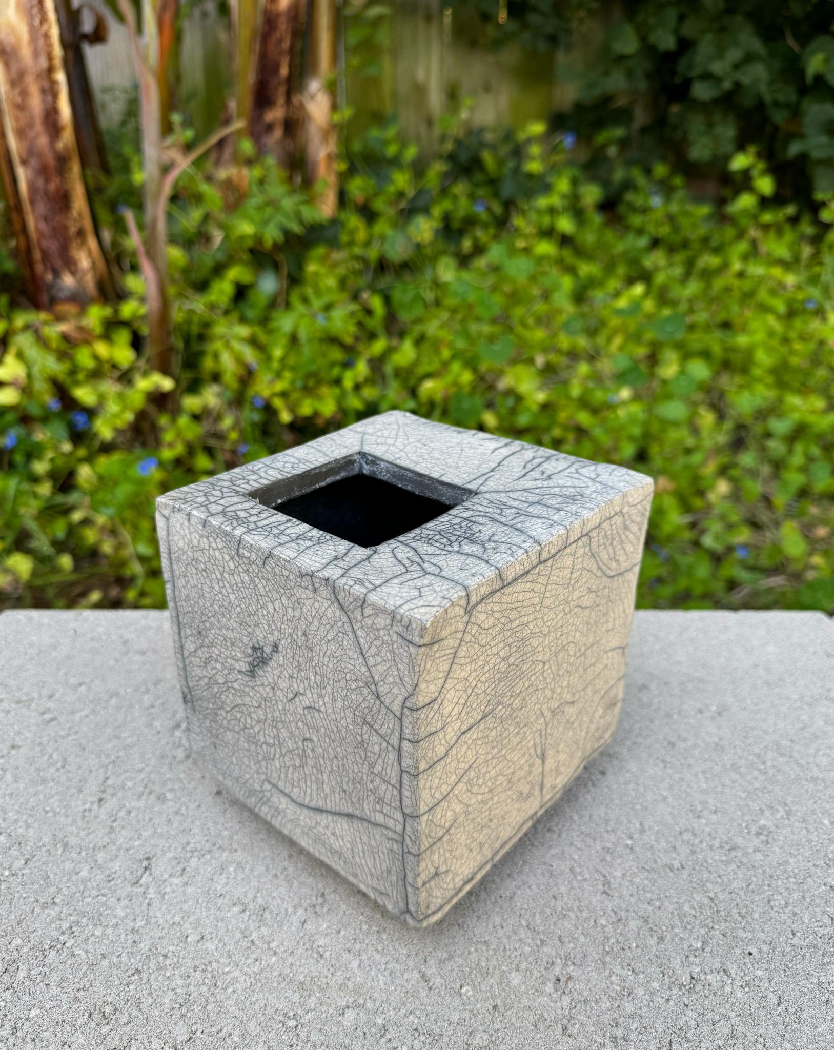Vaso Dina Angel-Wing Raku Ikebana, XX secolo in vendita 5