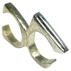 Dina González Mascaró "double open" ring in sterling silver