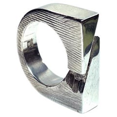 Dina González Mascaró "heavy duty #1" ring in sterling silver one of one