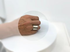 Dina González Mascaró "long tube" architectural ring in white sterling silver