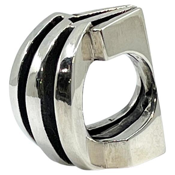 For Sale:  Dina González Mascaró "Open Book" architectural peripheral ring in white gold