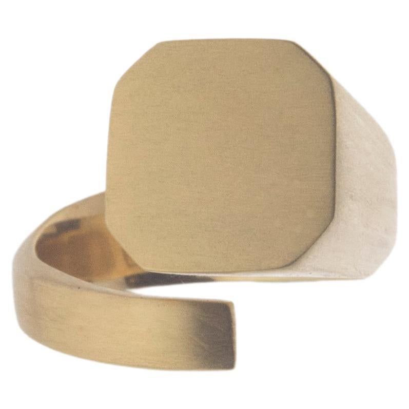 Free Masons Pinky ring - Kutchinsky jewelry, 18K yellow gold ...