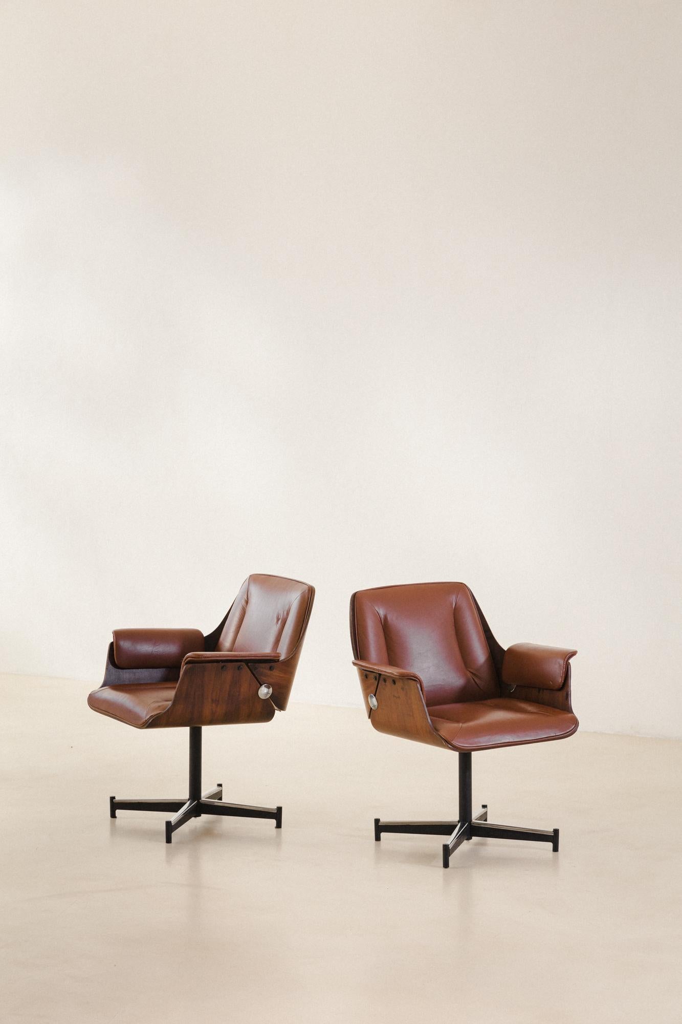 Dinamarquesa-Stuhl, Carlo Fongaro, Brasilienische Moderne, 1970er Jahre. Einzelstück  (Brasilianisch) im Angebot