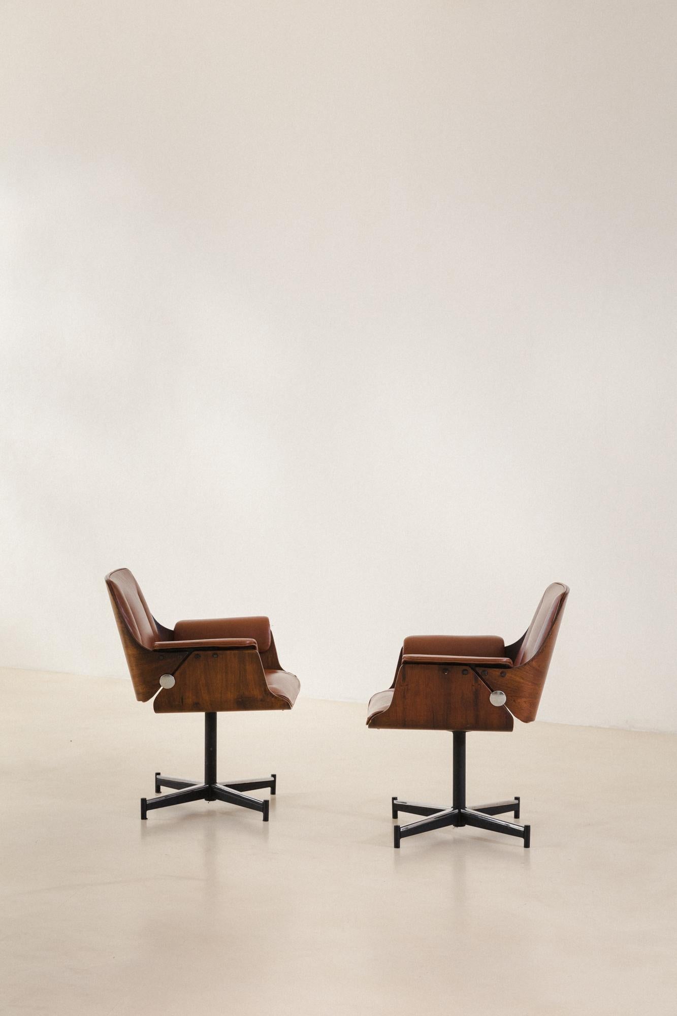 Dinamarquesa-Stuhl, Carlo Fongaro, Brasilienische Moderne, 1970er Jahre. Einzelstück  im Angebot 1