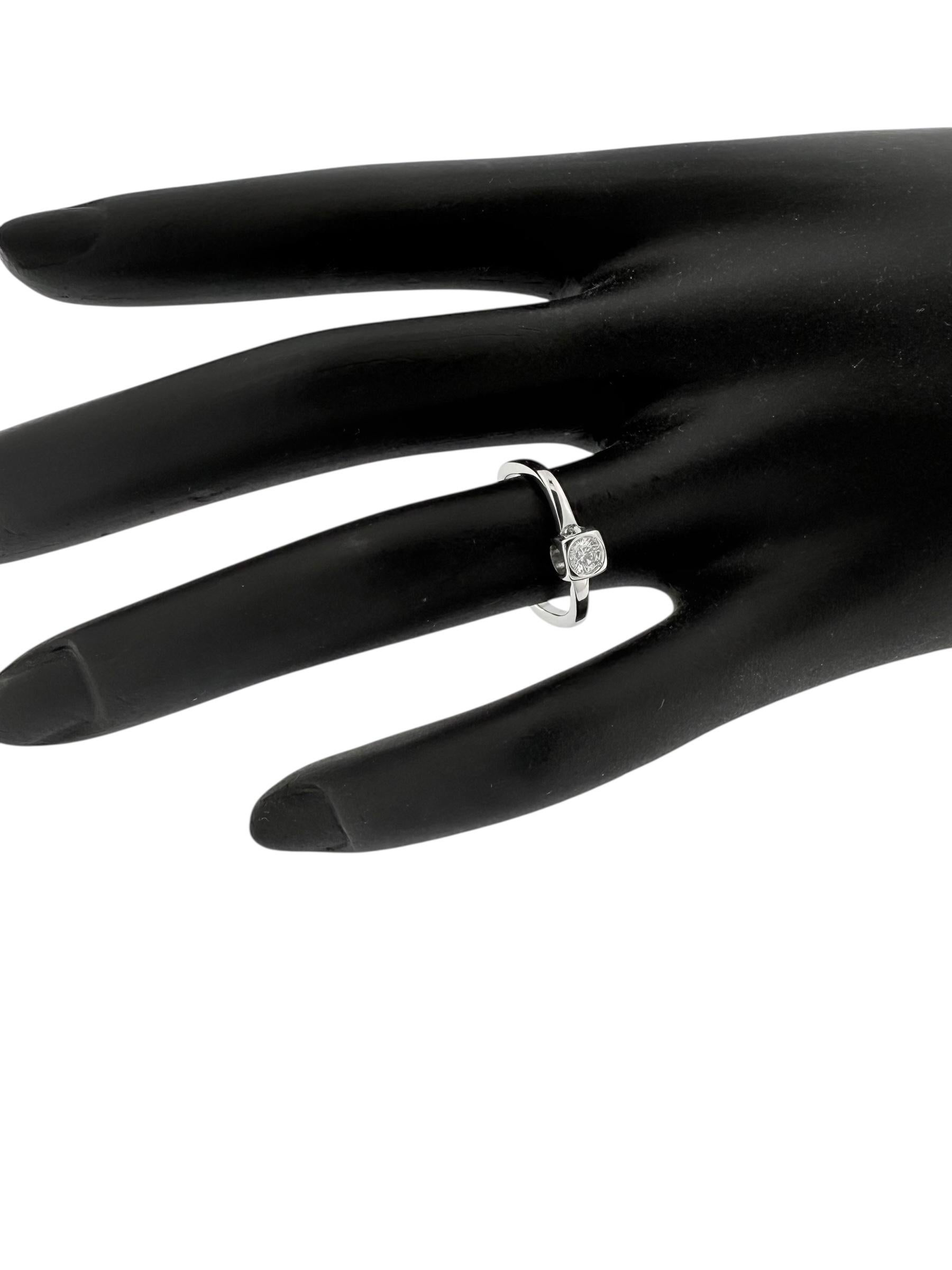 Anello Dinh Van Cube in oro bianco con diamante naturale in vendita 2