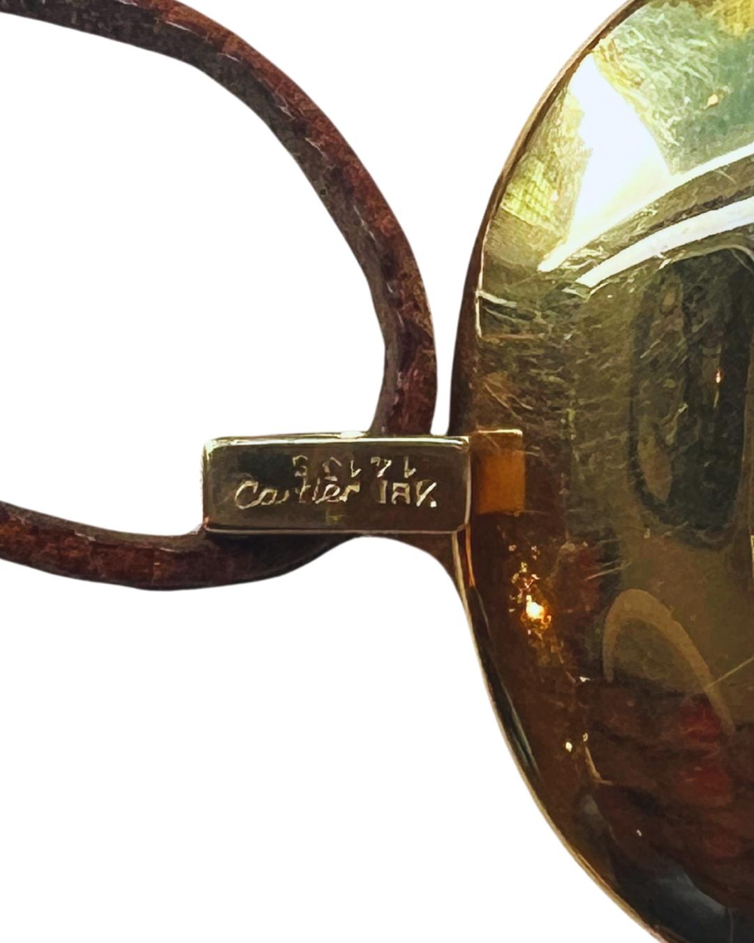 Dinh Van for Cartier 18K Gold Pendant Necklace on a Leather Cord, c. 1970 3