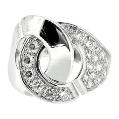 Dinh Van Menotte R16 Diamonds Ring, 18 Karat White Gold, France, 2020