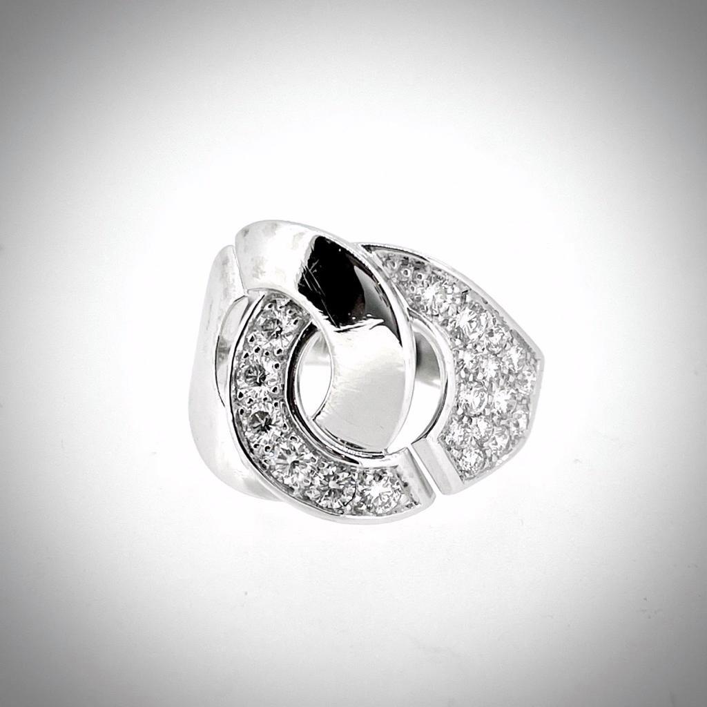 Round Cut Dinh Van Menotte R16 Diamonds Ring, 18 Karat White Gold, France, 2020