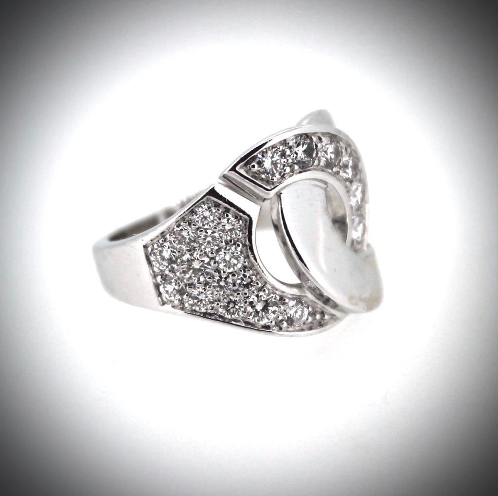 Dinh Van Menotte R16 Diamonds Ring, 18 Karat White Gold, France, 2020 In Good Condition In London, GB