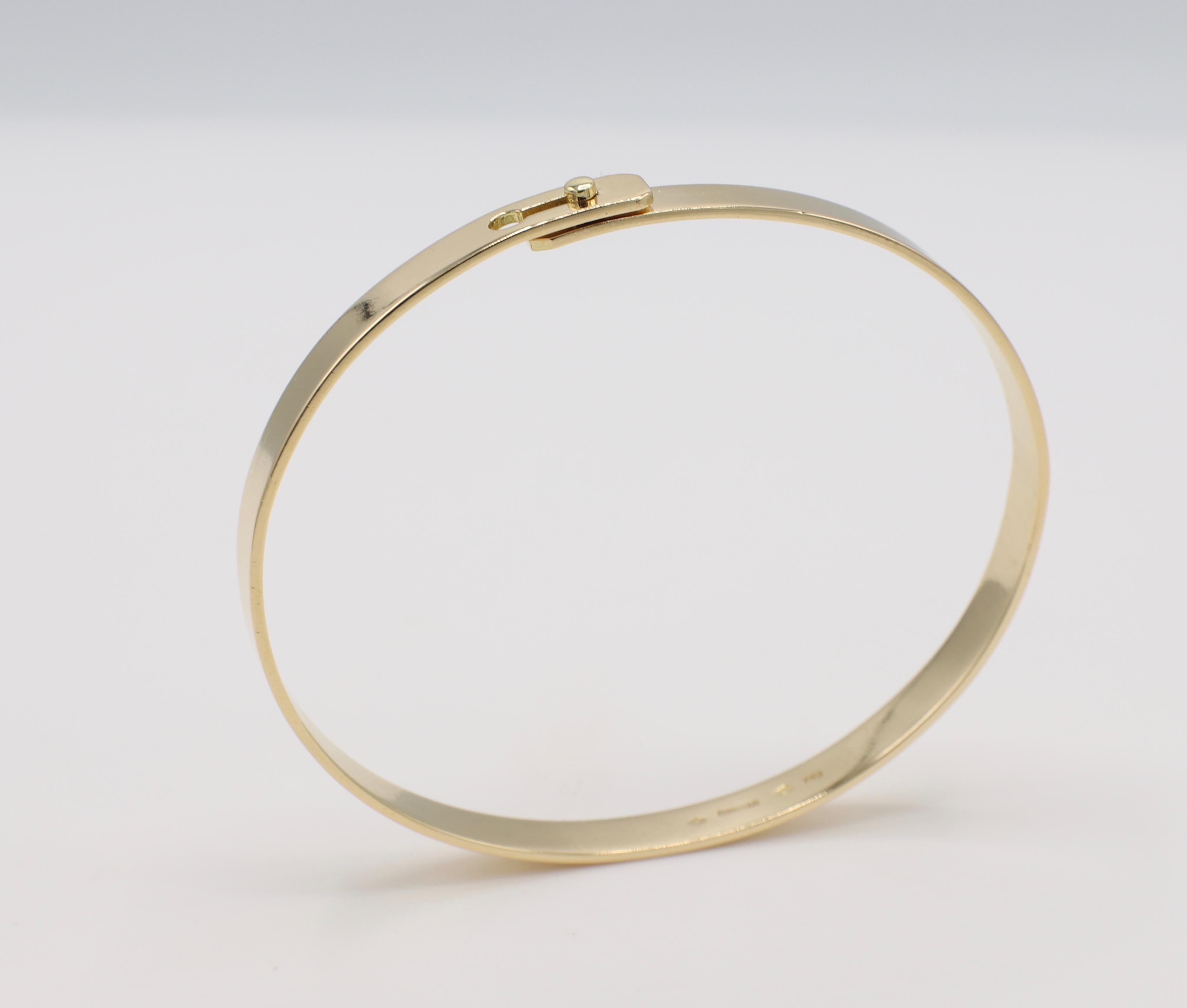 Modern Dinh Van Serrure French 18 Karat Gold Bangle Bracelet