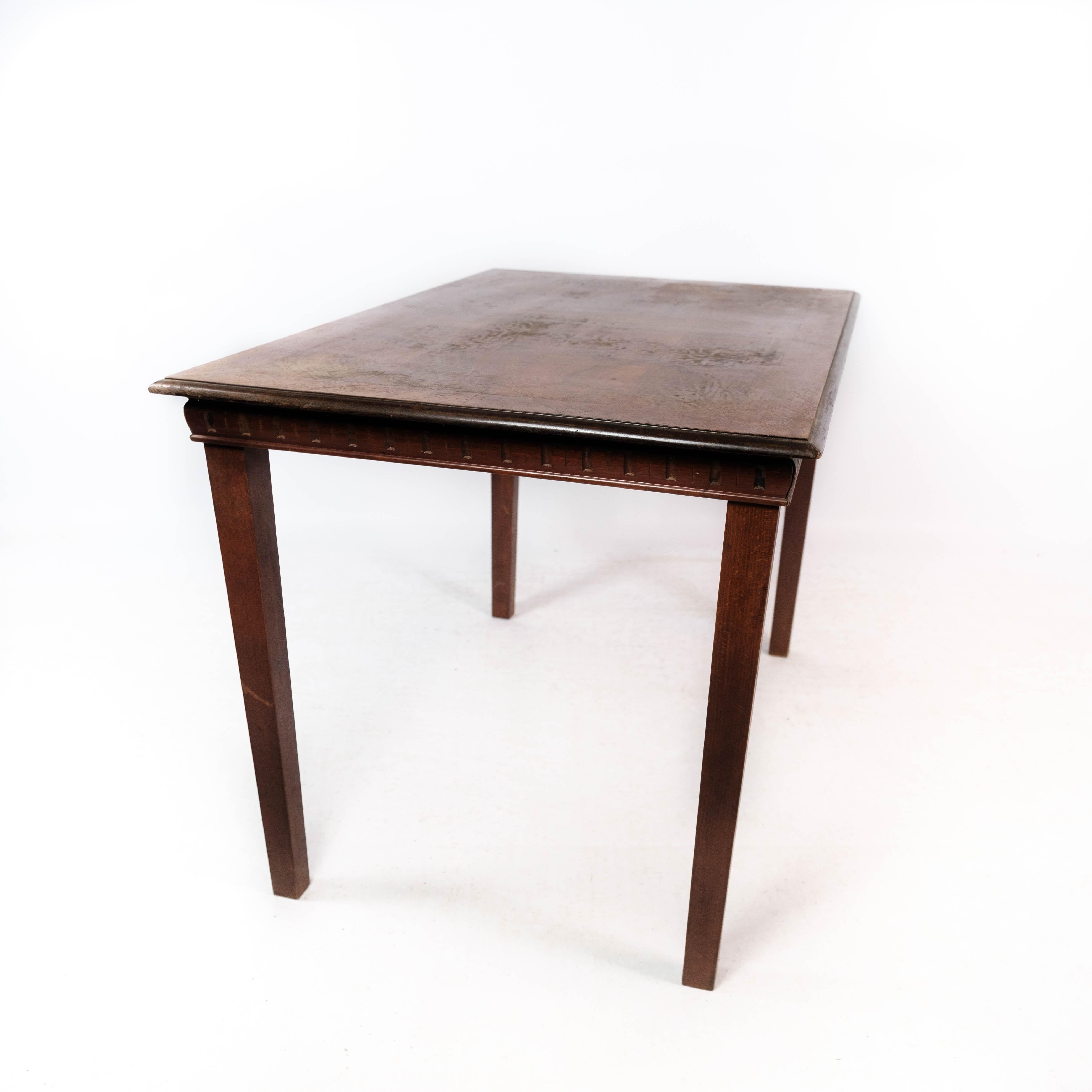 Noyer Table de salle à manger/café en noyer des années 1890 en vente