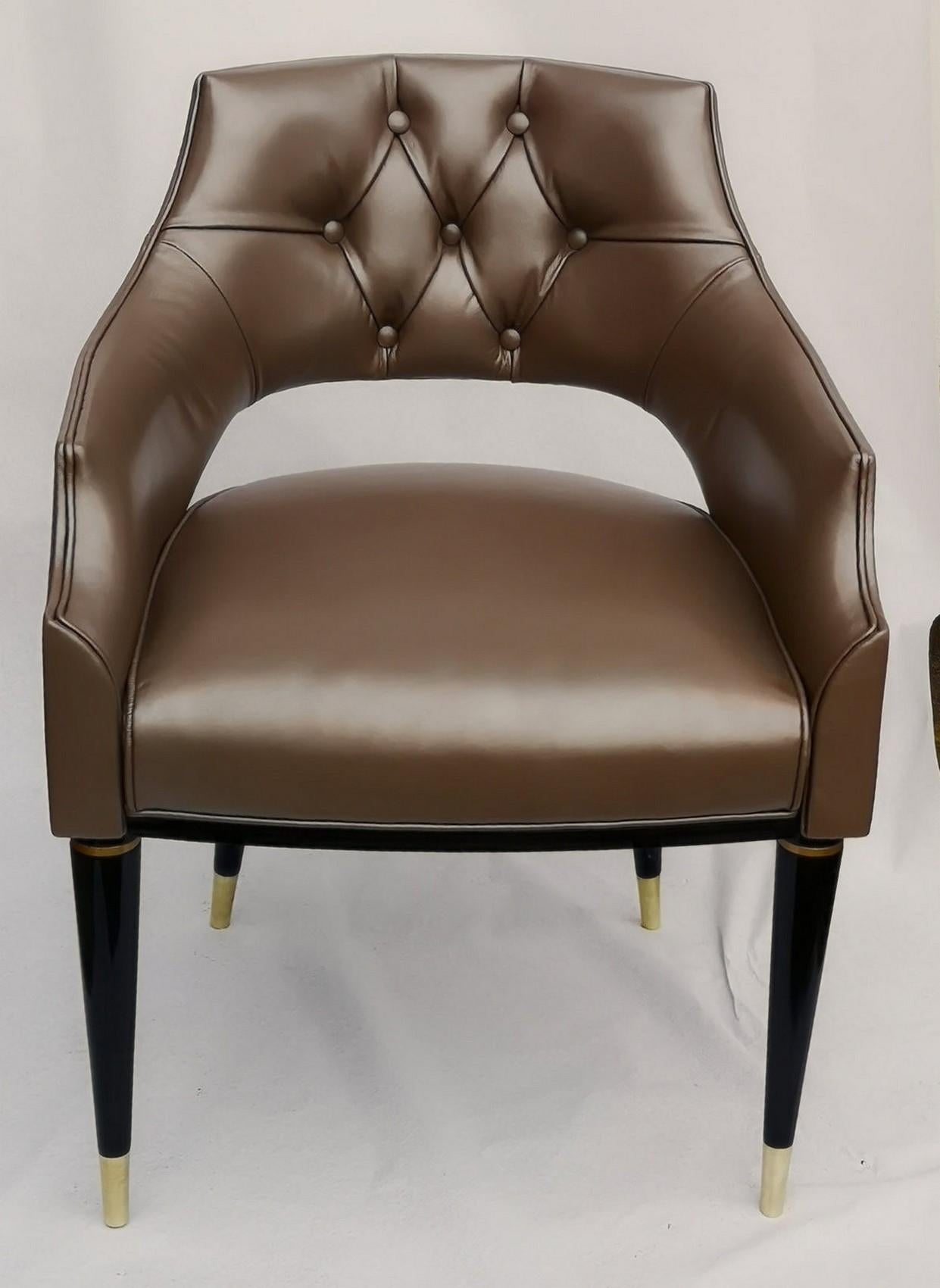 Dining Armchair, Tufted Fiore Italian Leather, Midcentury Style, Luxury Details In New Condition In Tavarnelle val di Pesa, Florence