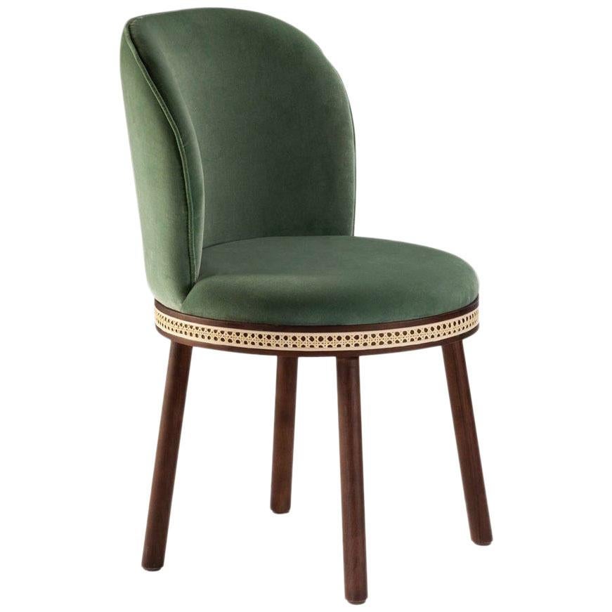 DOOQ Mid-Century Modern Dinning Chair Alma with Green Velvet, Walnut Wood Legs For Sale