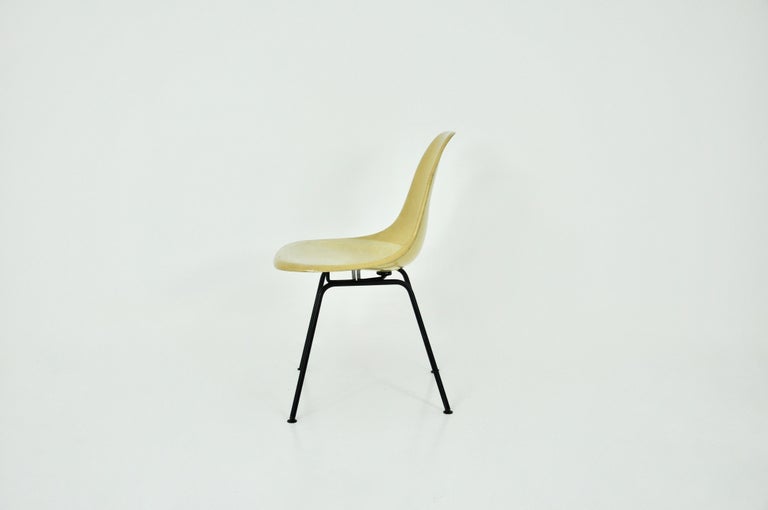 Dining Chair by Charles and Ray Eames for Herman Miller, 1960s In Good Condition For Sale In Lasne, BE