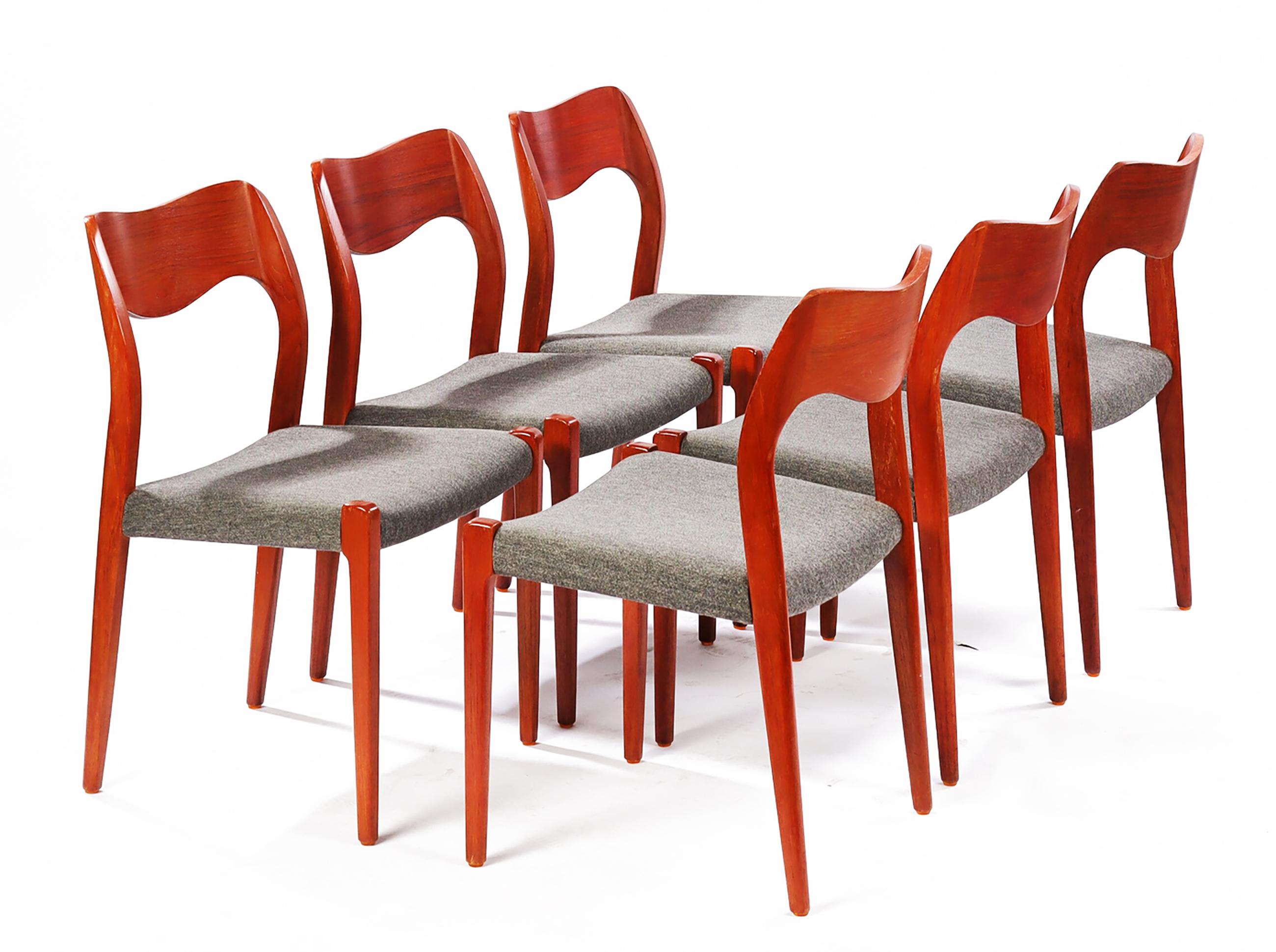 Teck Chaise de salle à manger de Niels Otto Møller Modèle 71 en vente