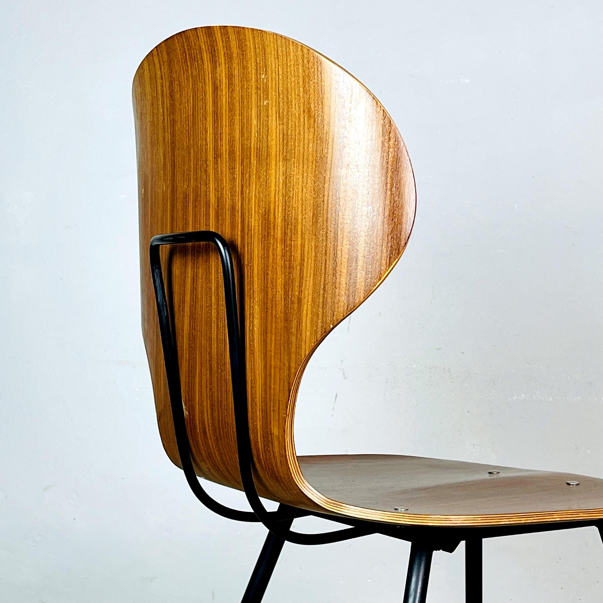 Dining chair Lulli by Carlo Ratti for ILC Lissone Italy 70s Set of 2 For Sale 1
