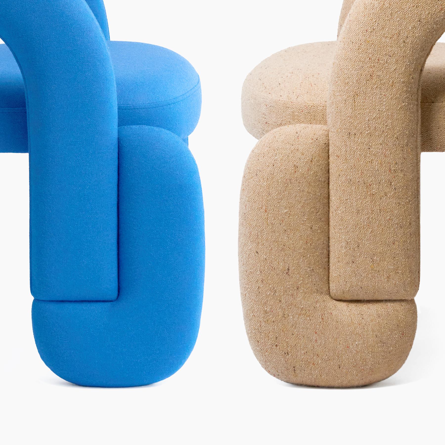 Modern Dining Chair NAI by WOO - Sculptural Seating for Design-Forward Interiors For Sale