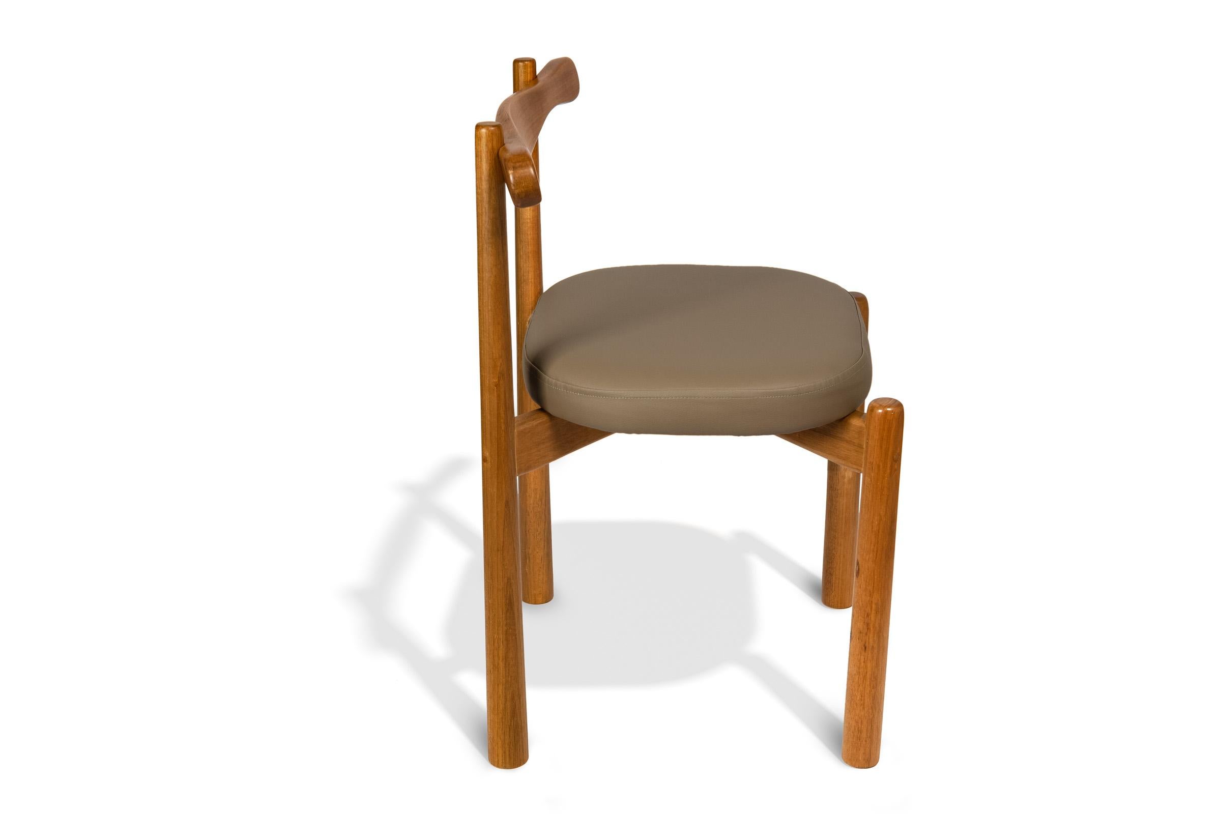 Dining Chair Uçá Light Light Brown Wood (fabric ref : F04) In New Condition For Sale In São Paulo, BR
