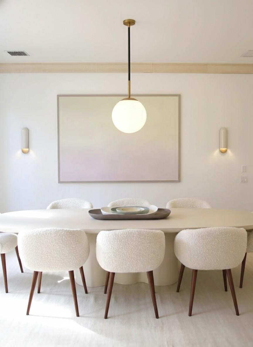 Silla de Comedor con Silueta Femenina en Bouclé y Patas de Nogal By Jose' Castro en Nuevo estado para la venta en NEW YORK, NY