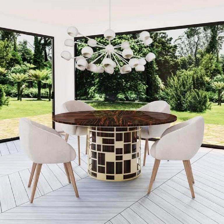 Silla de Comedor con Silueta Femenina en Bouclé y Patas de Nogal By Jose' Castro Siglo XXI y contemporáneo en venta