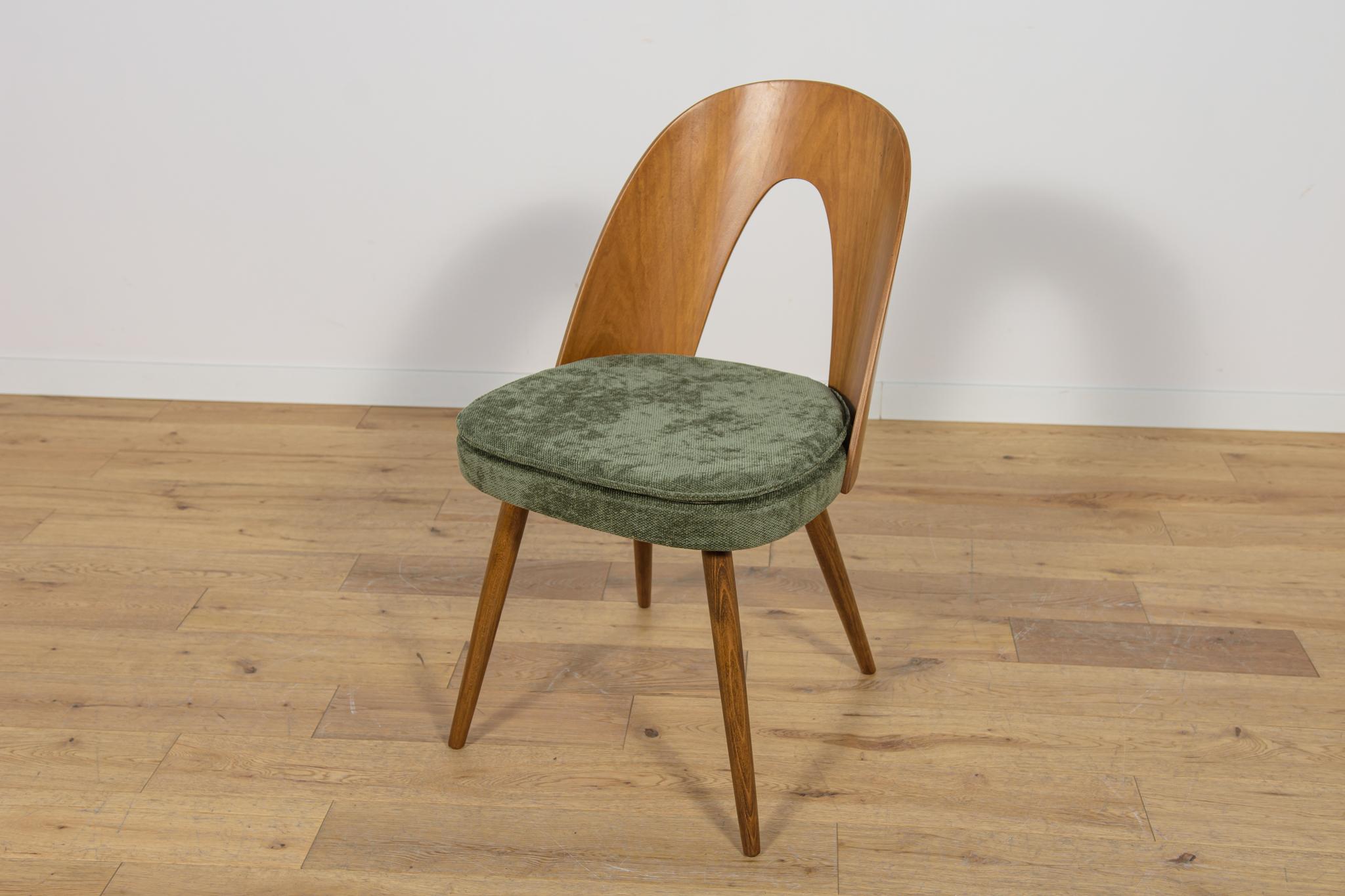 Sillas de comedor de Antonín Šuman para Tatra, Años 60, Juego de 4 en venta 1
