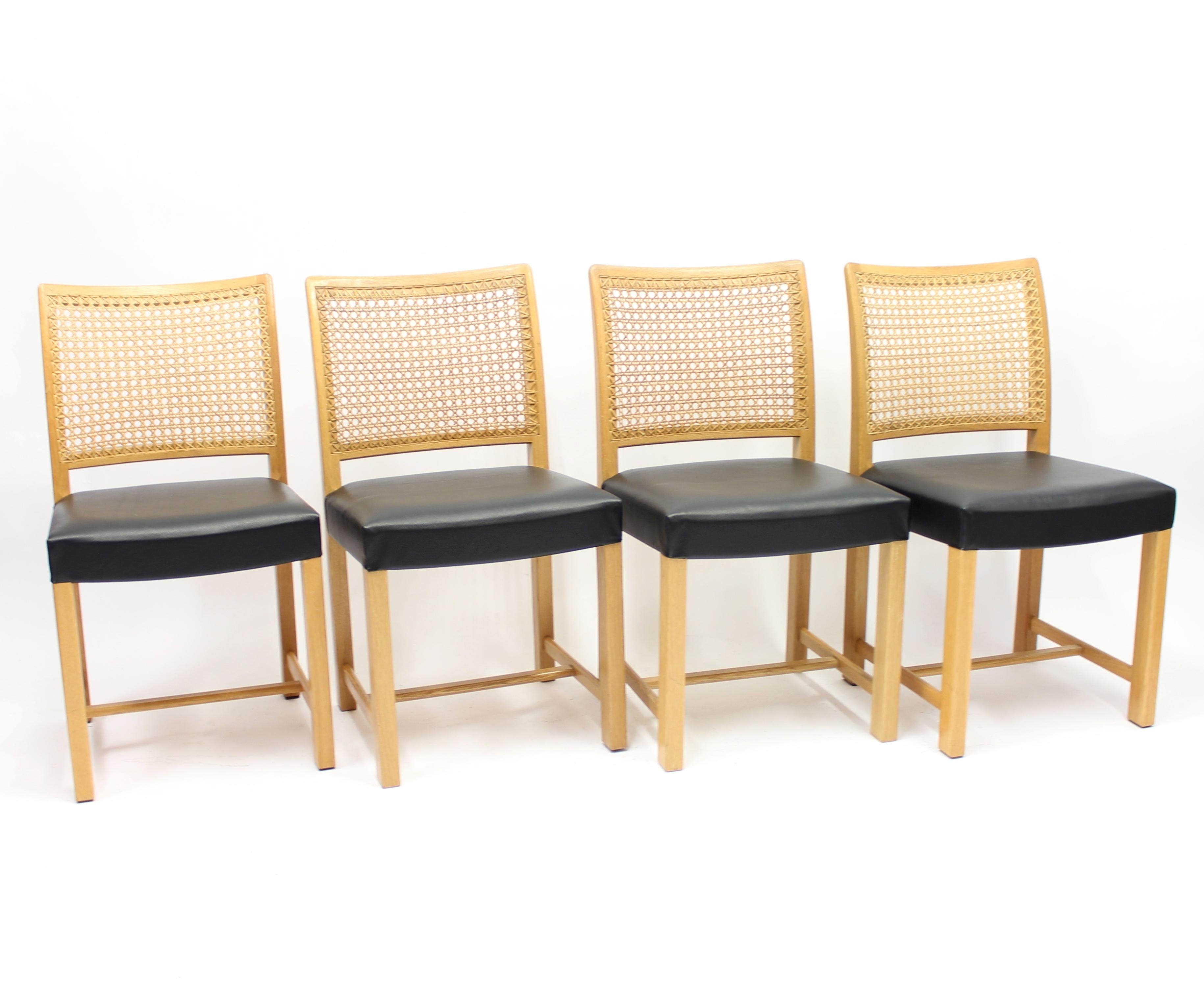 Dining Chairs by Carl Gustaf Hiort Af Ornäs for Mikko Nupponen, 1950s, Set of 4 In Good Condition In Uppsala, SE