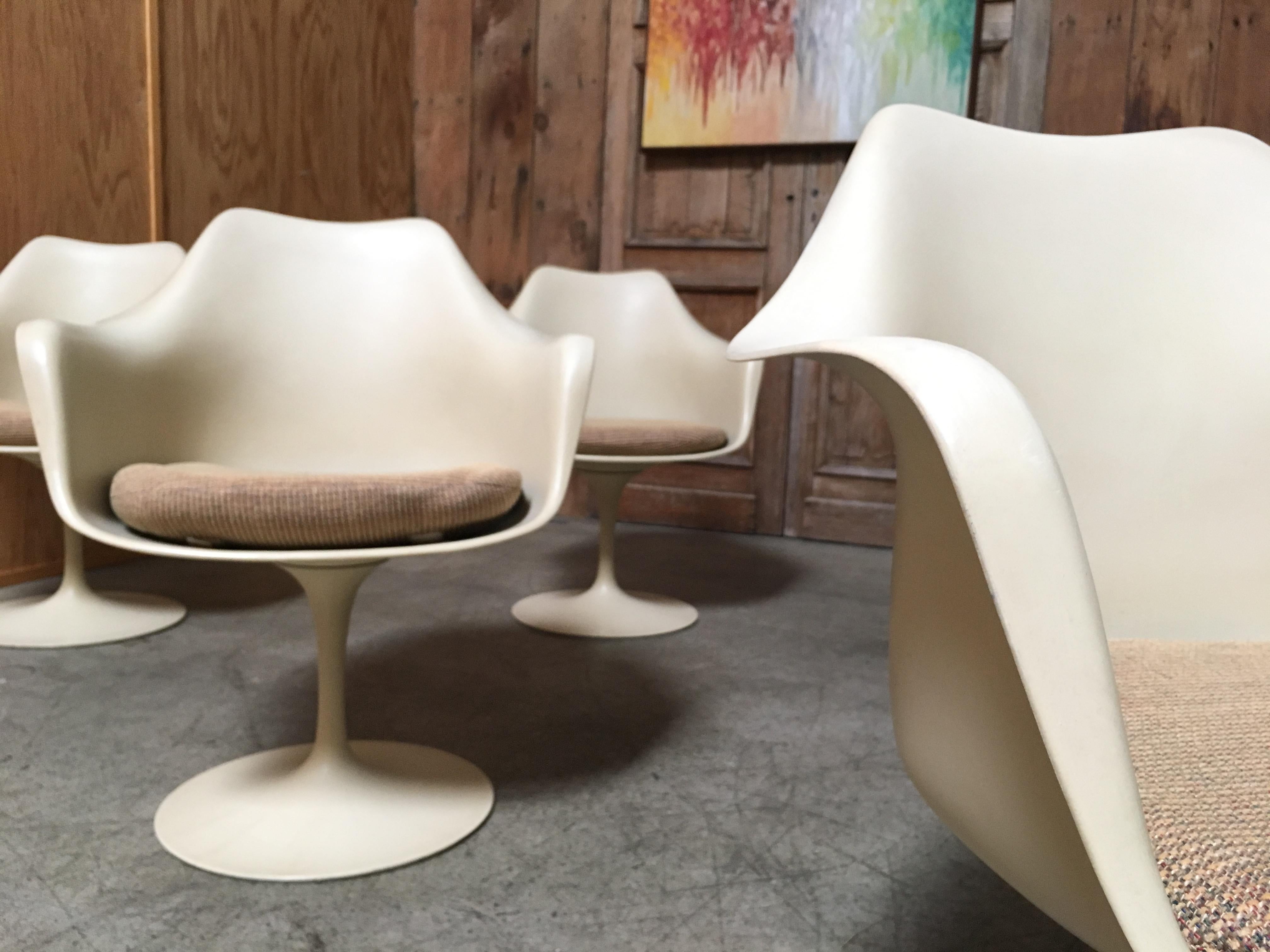 Dining Chairs by Eero Saarinen for Knoll Set of Six 6
