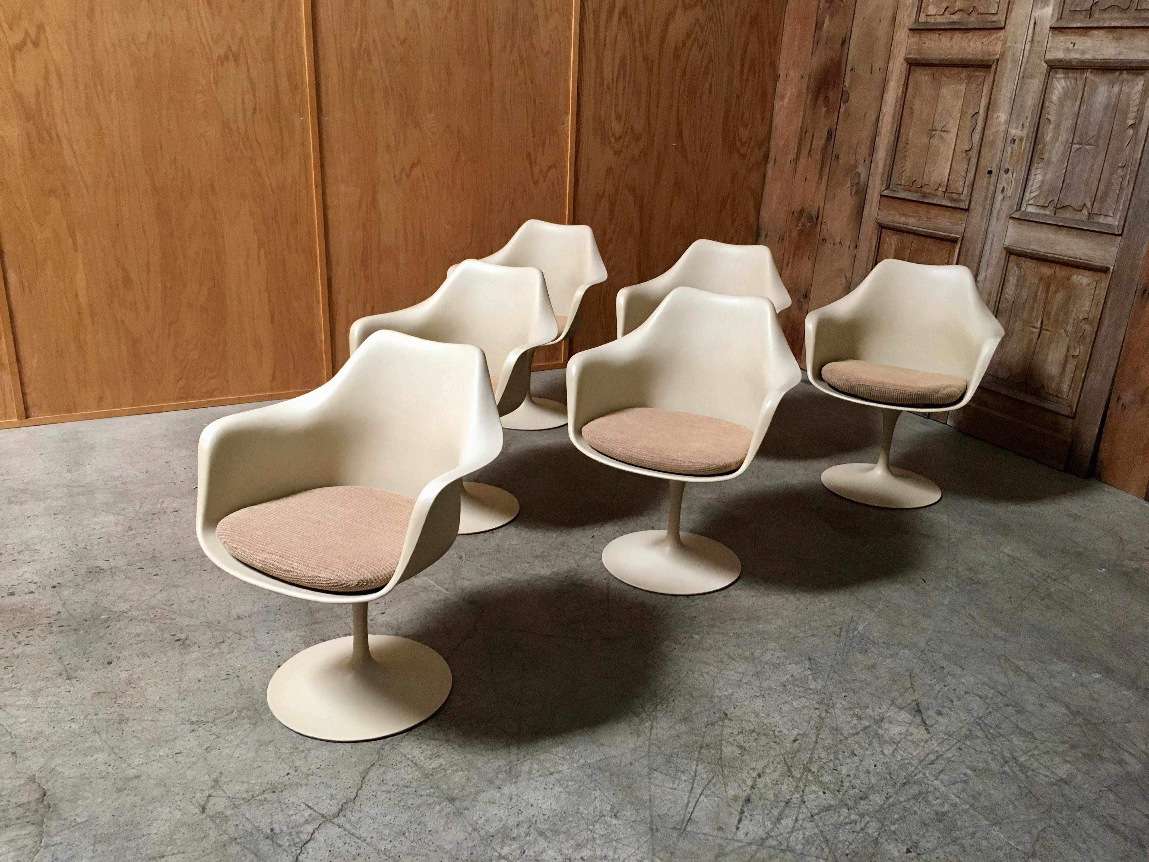 Mid-Century Modern Dining Chairs by Eero Saarinen for Knoll Set of Six