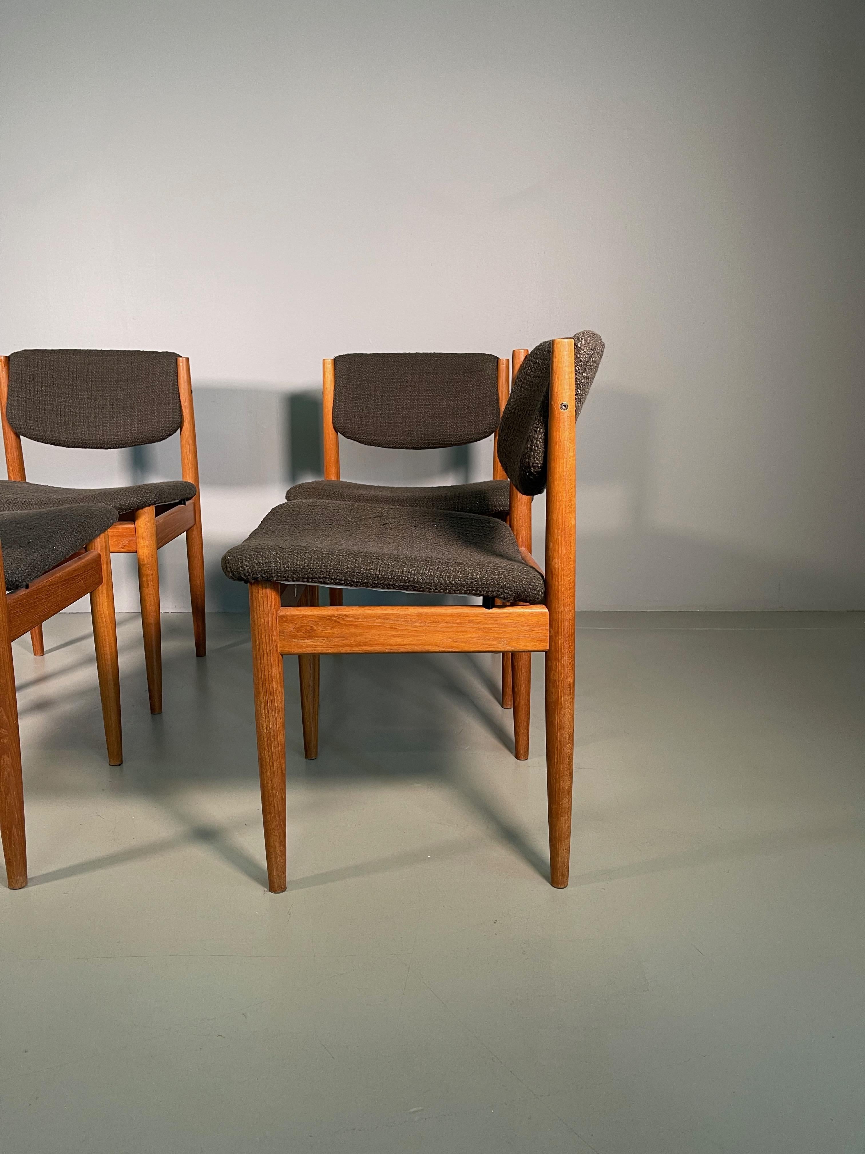 Danish Dining Chairs by Finn Juhl for France & Søn, 1960s, Set of 4 For Sale