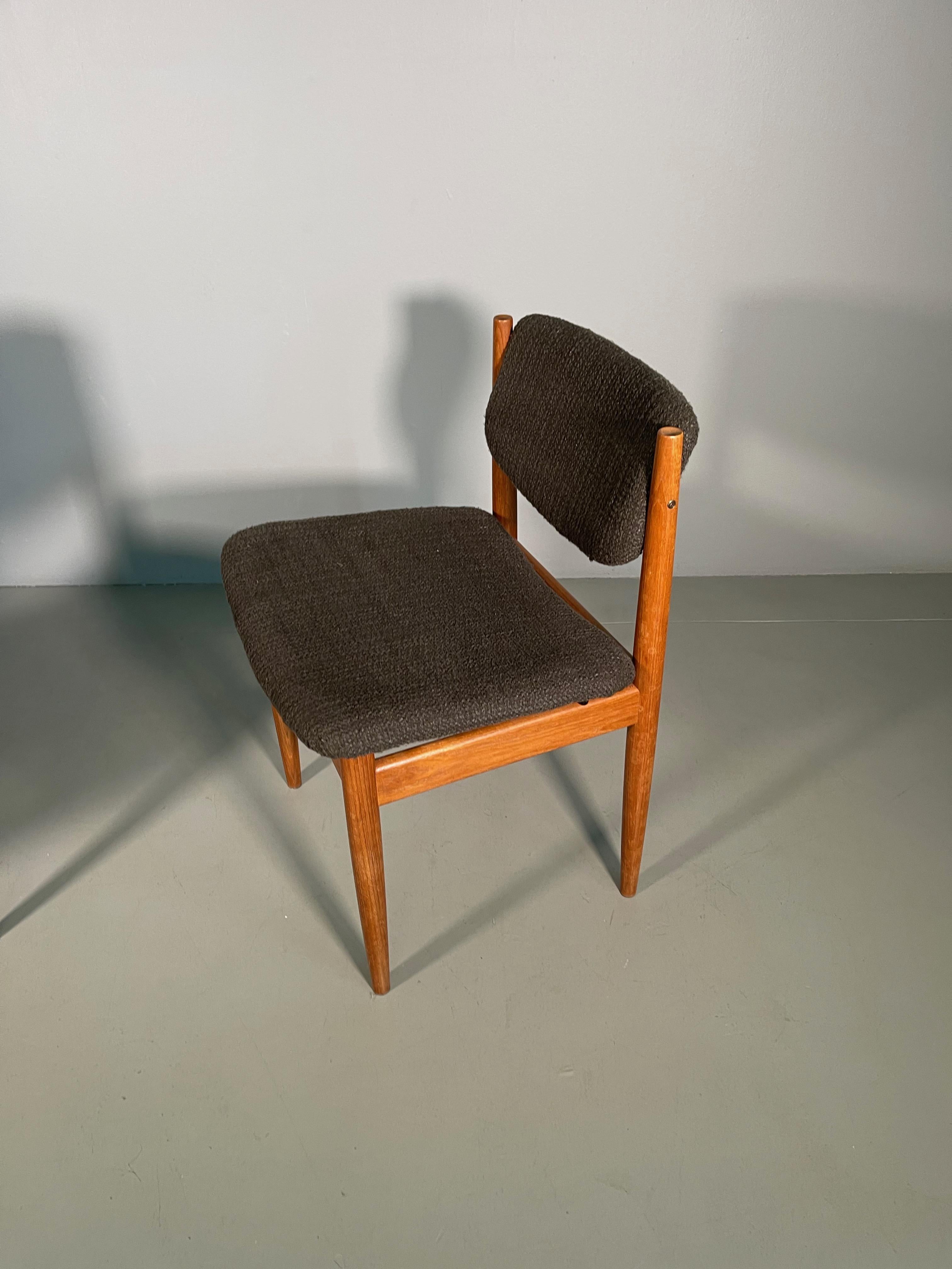 Teak Dining Chairs by Finn Juhl for France & Søn, 1960s, Set of 4 For Sale