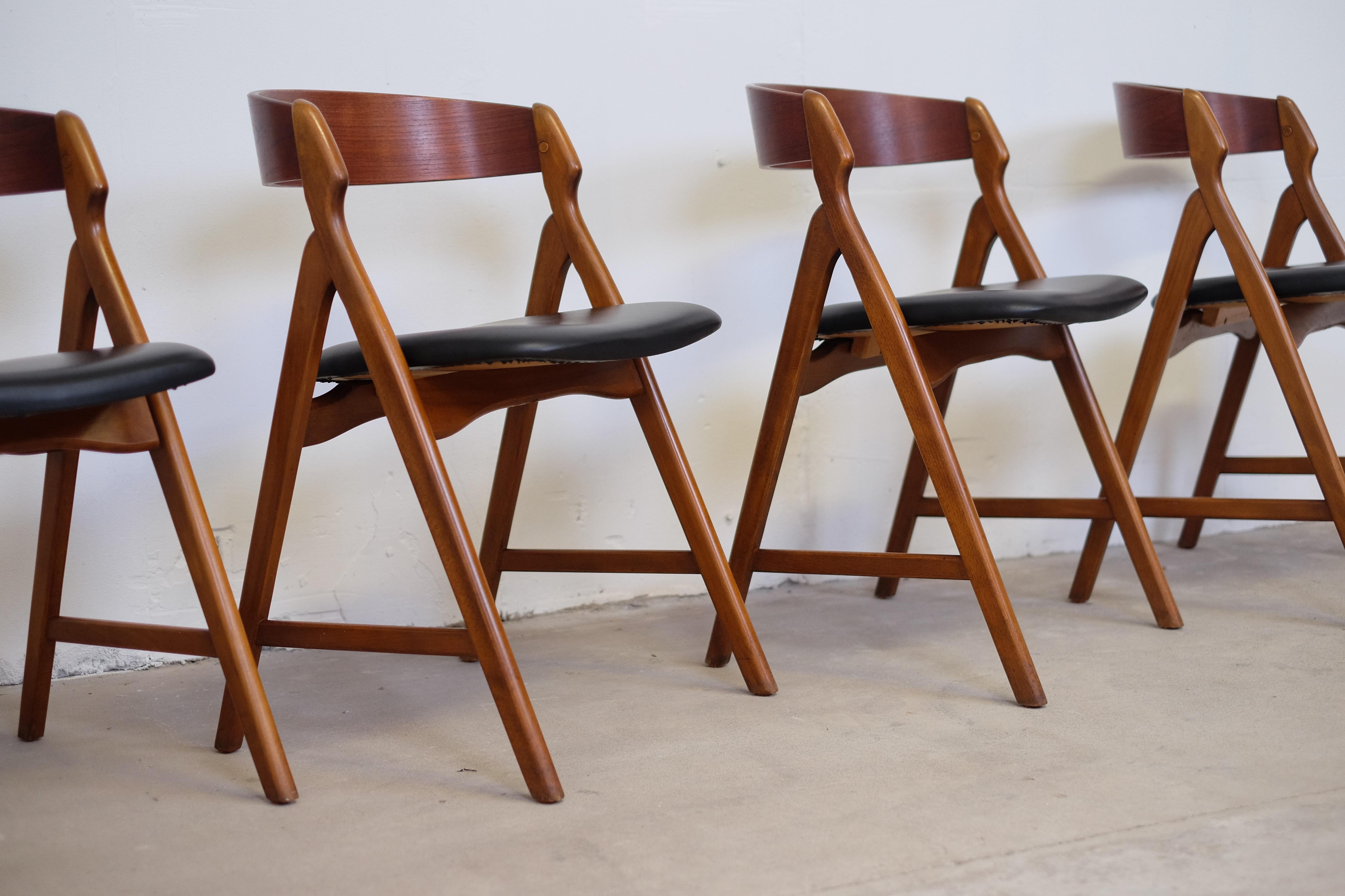 Danish Dining Chairs by Henning Kjaernulf Set of Four
