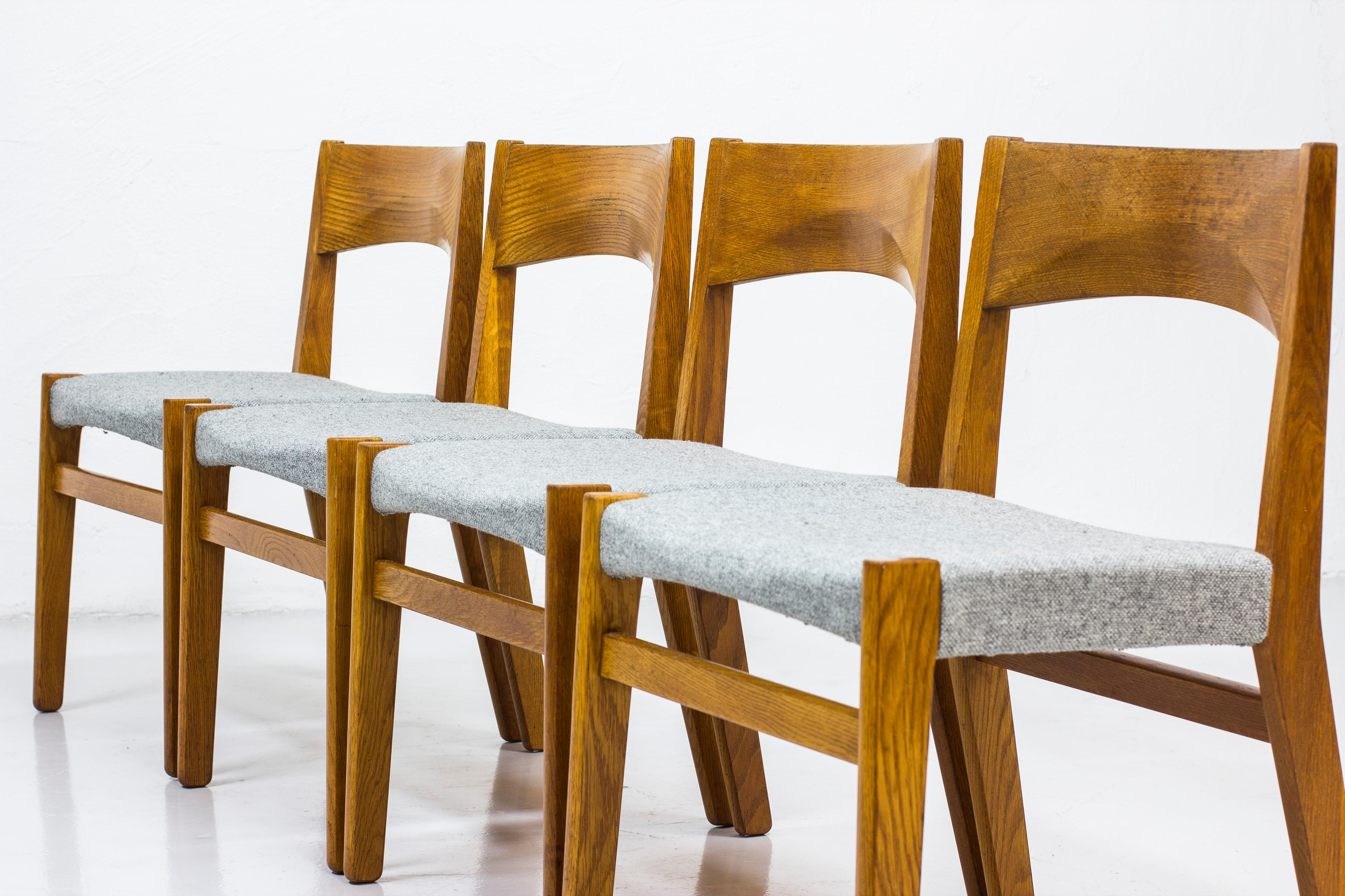 Dining chairs by John Vedel Rieper for Erhard Rasmussen, Denmark, circa 1957 For Sale 2