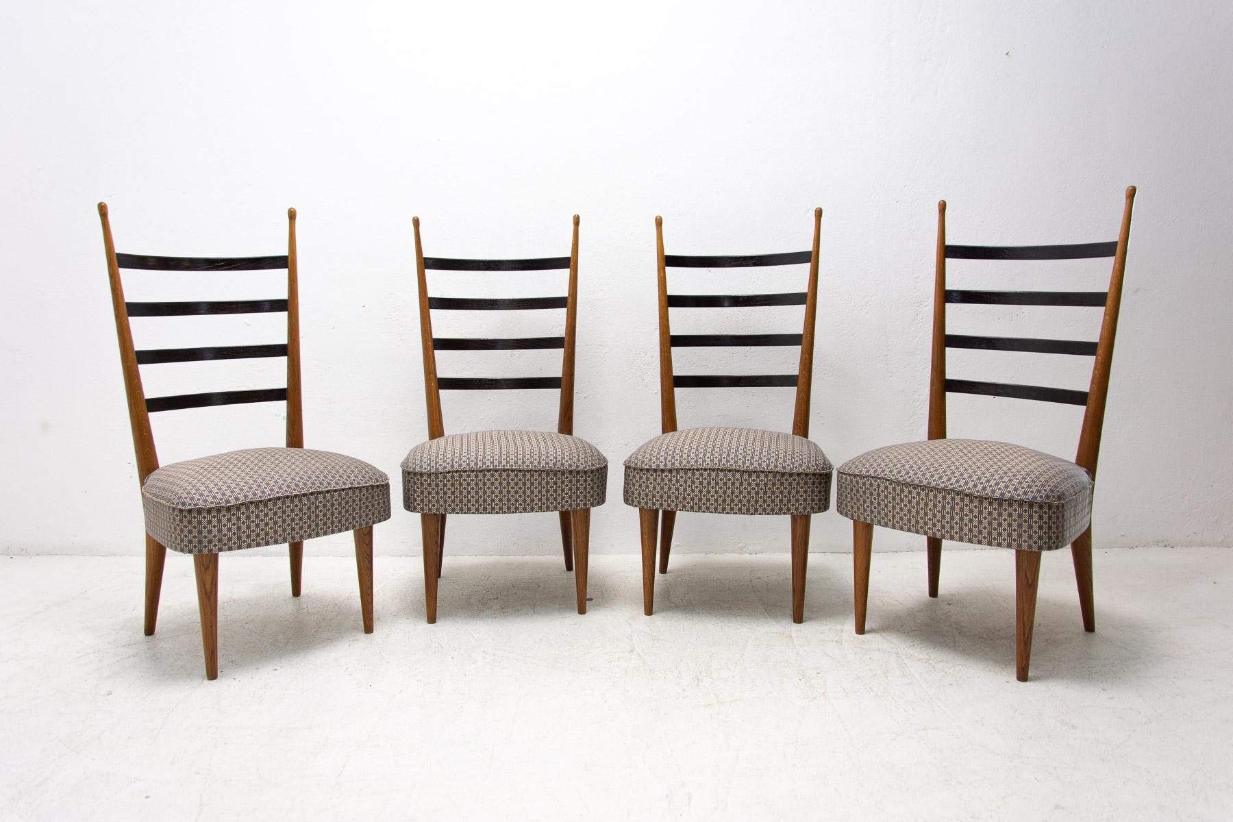 Set of four dining chairs designed by Czechoslovak architect Josef Pehr. Made to order for functionalist villa in Prague in the 1940s.
Beech wood, fabric.
The chairs were obviously renovated in the past and remain in very good condition. Price is