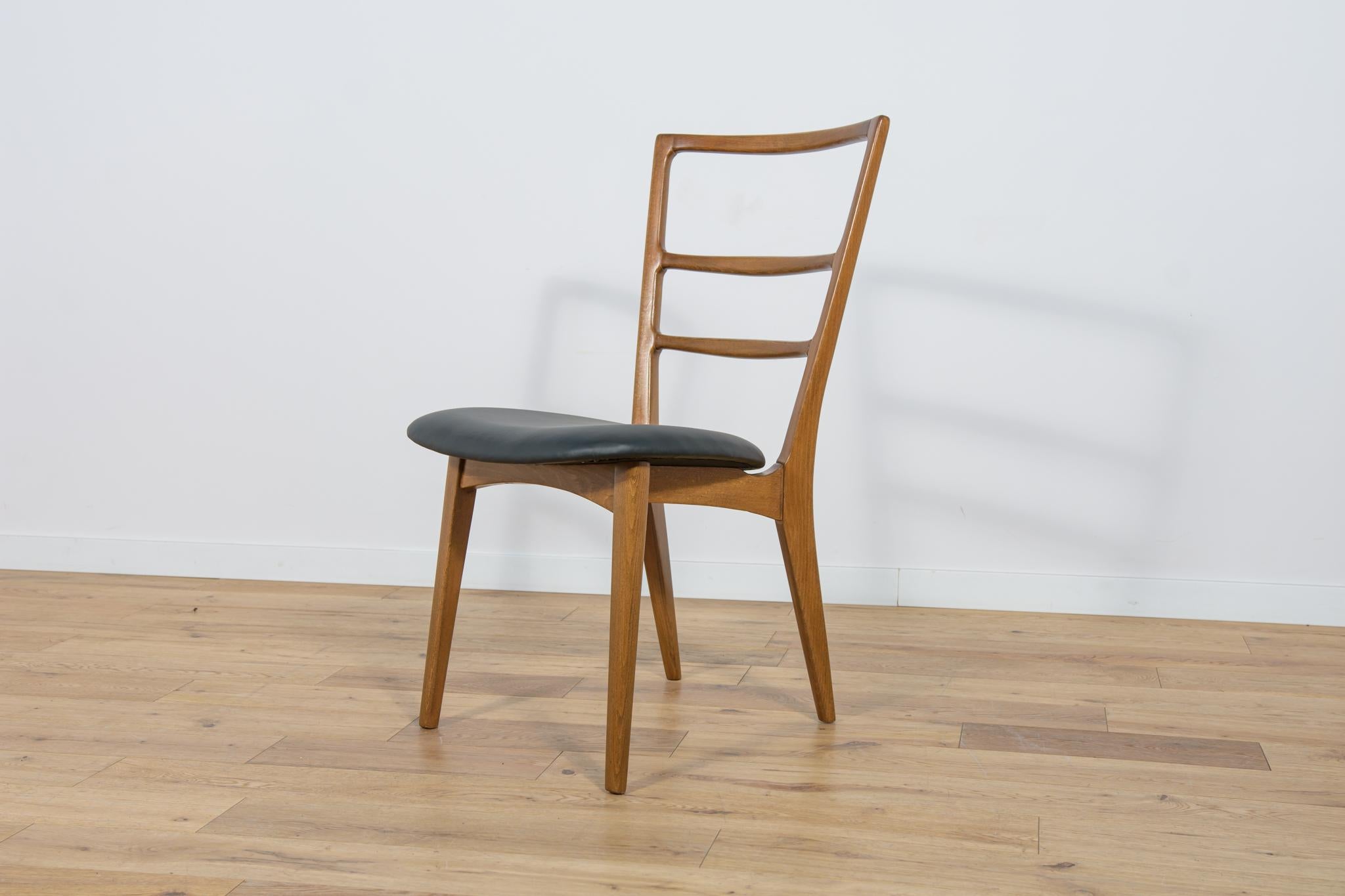 Dining Chairs by Mariana Grabiński for Swarzędz Factory, 1960s, Set of 4 For Sale 2