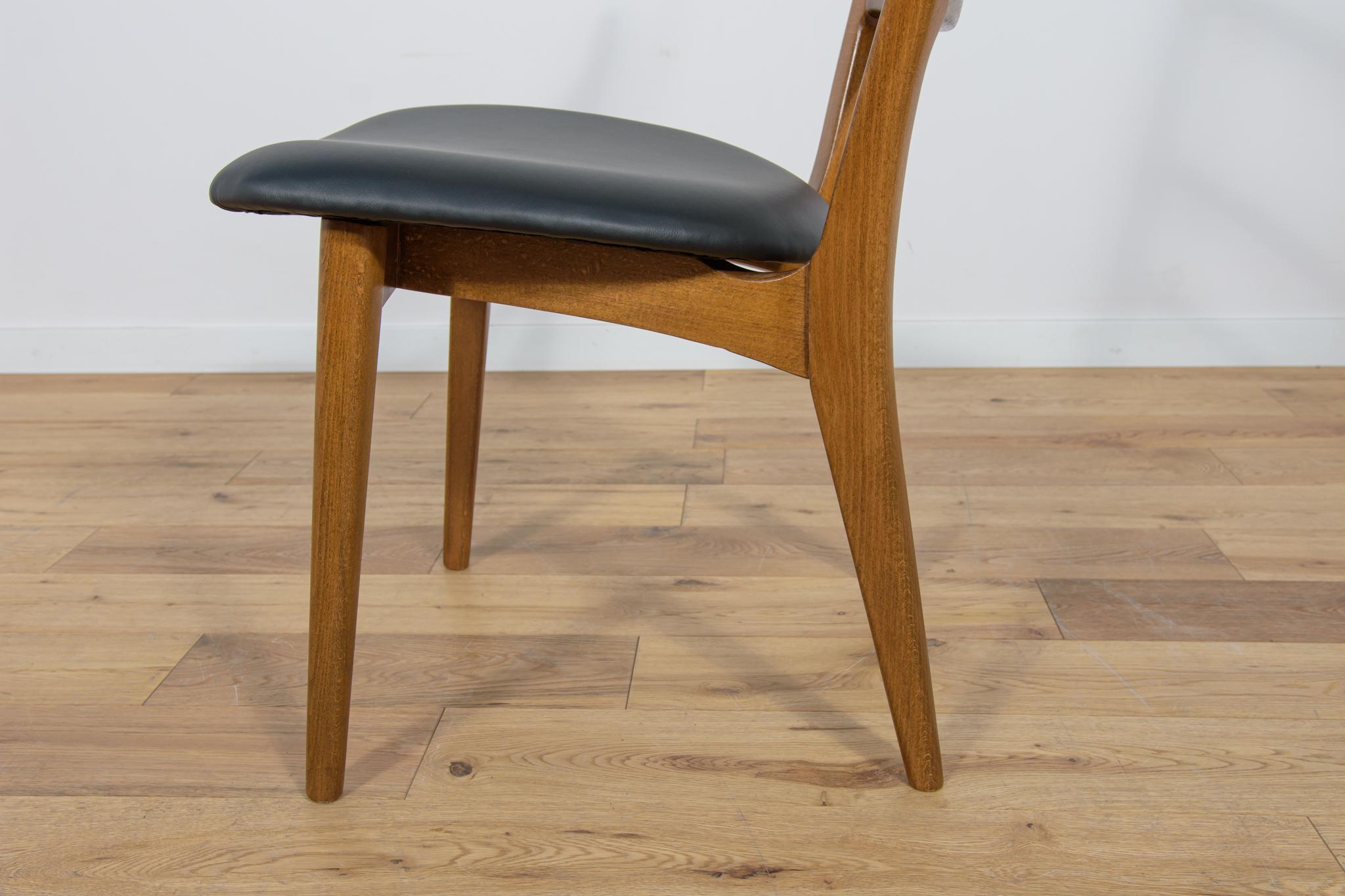 Dining Chairs by Mariana Grabiński for Swarzędz Factory, 1960s, Set of 4 For Sale 11