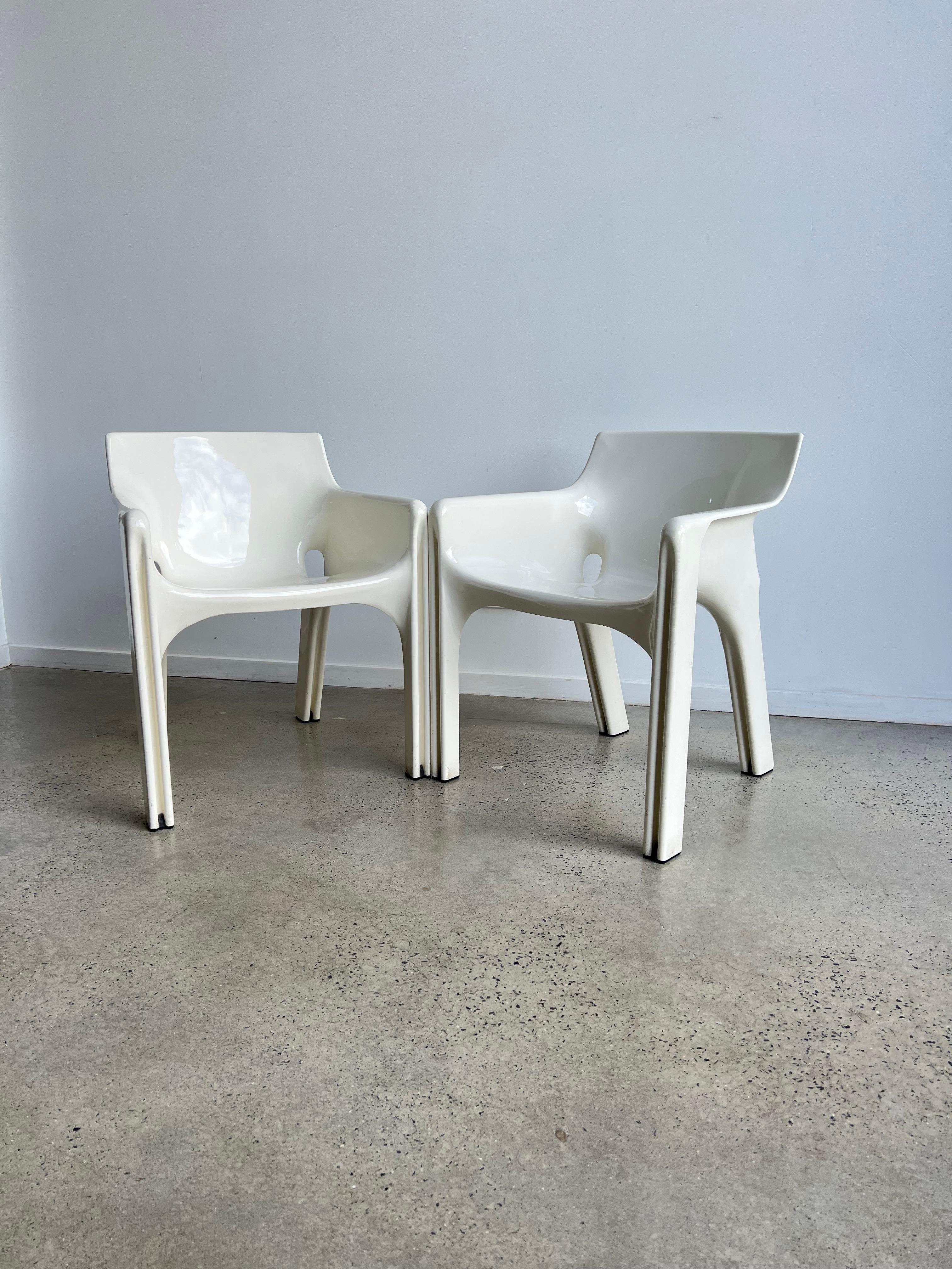 Space Age Dining Chairs by Vico Magistretti for Artemide model Gaudi 1970