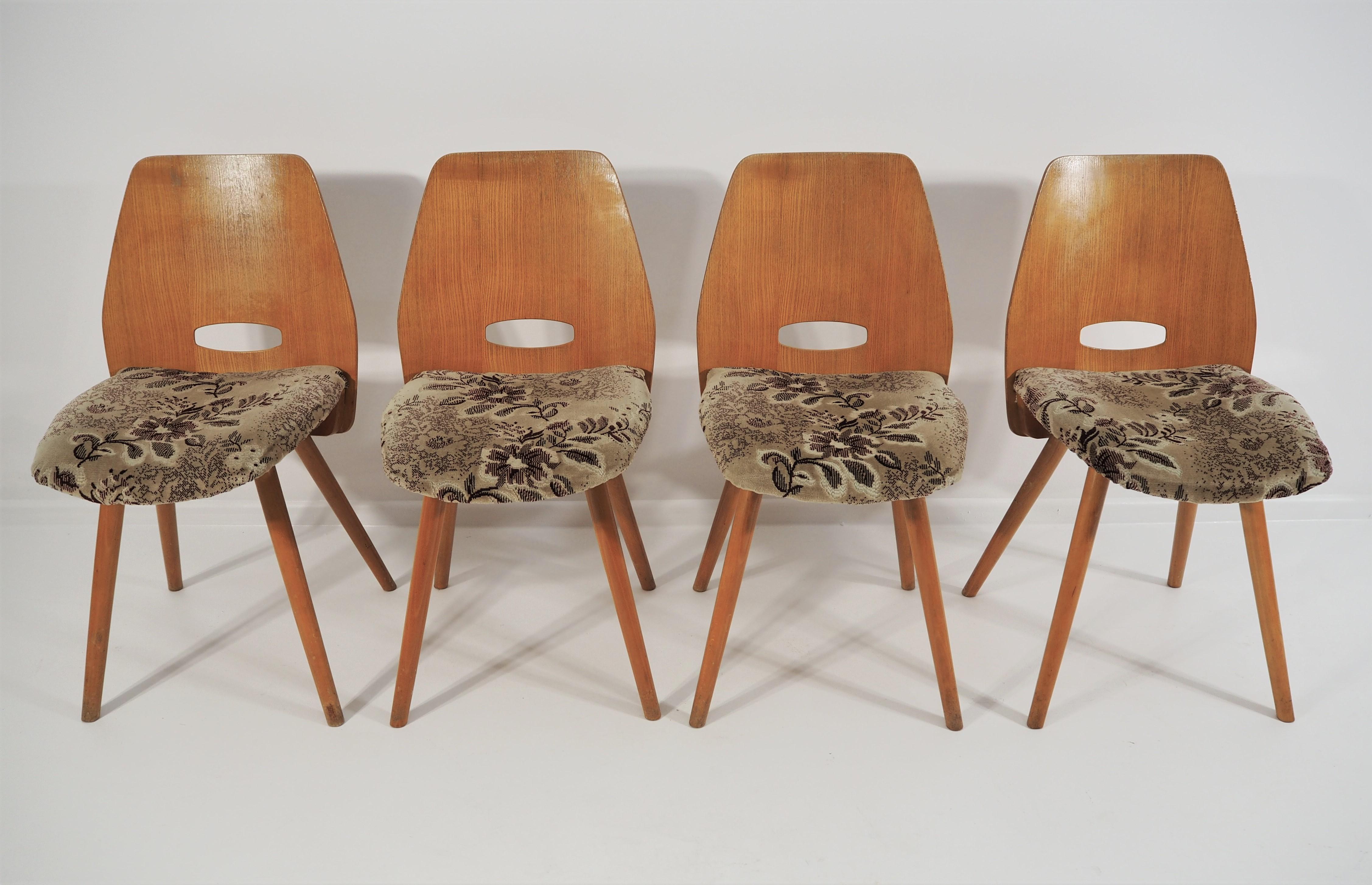 Minimalist Dining Chairs from Tatra, 1960s, Set of 4 For Sale