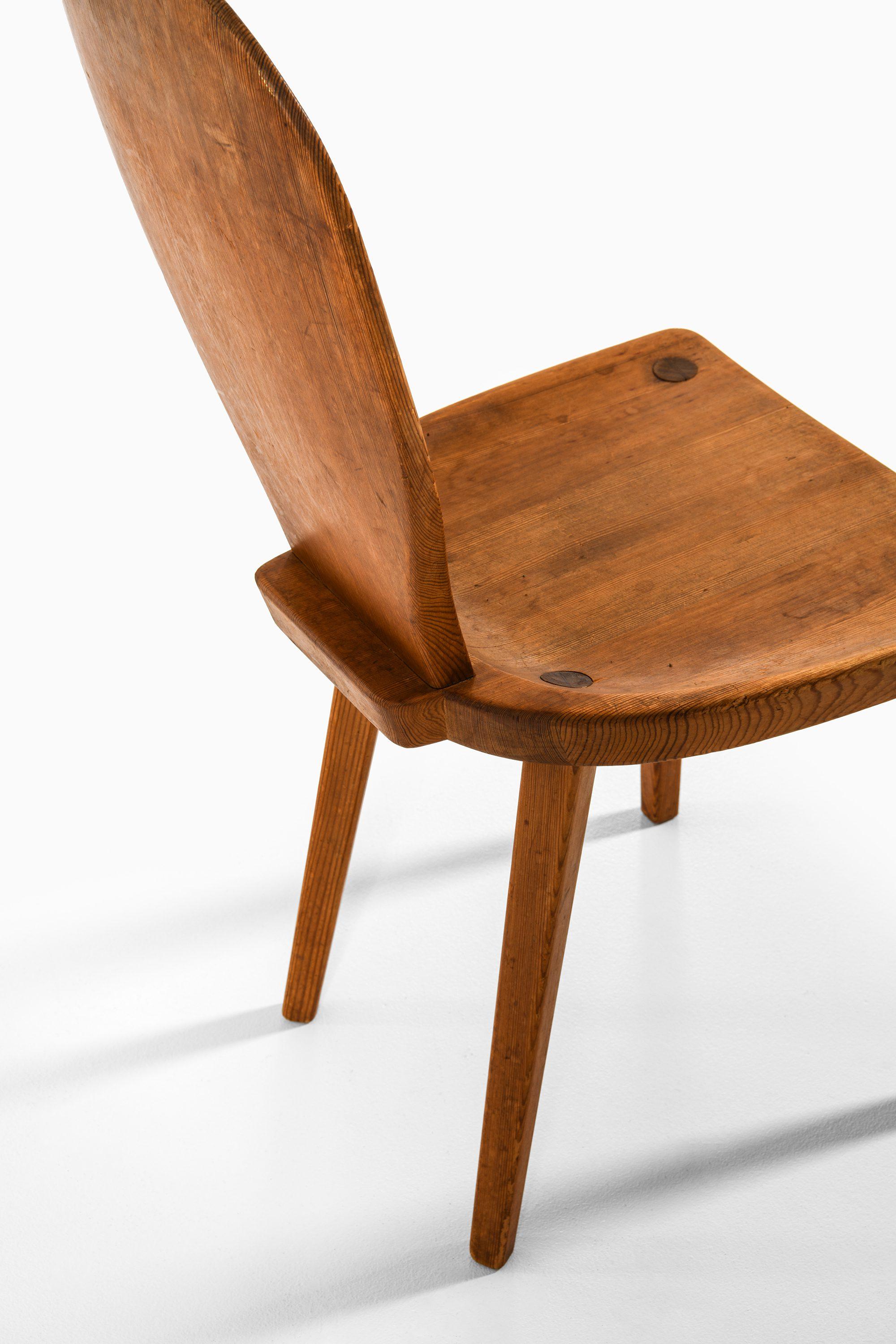 Pin Chaises de salle à manger en pin par Carl Malmsten, 1933 en vente