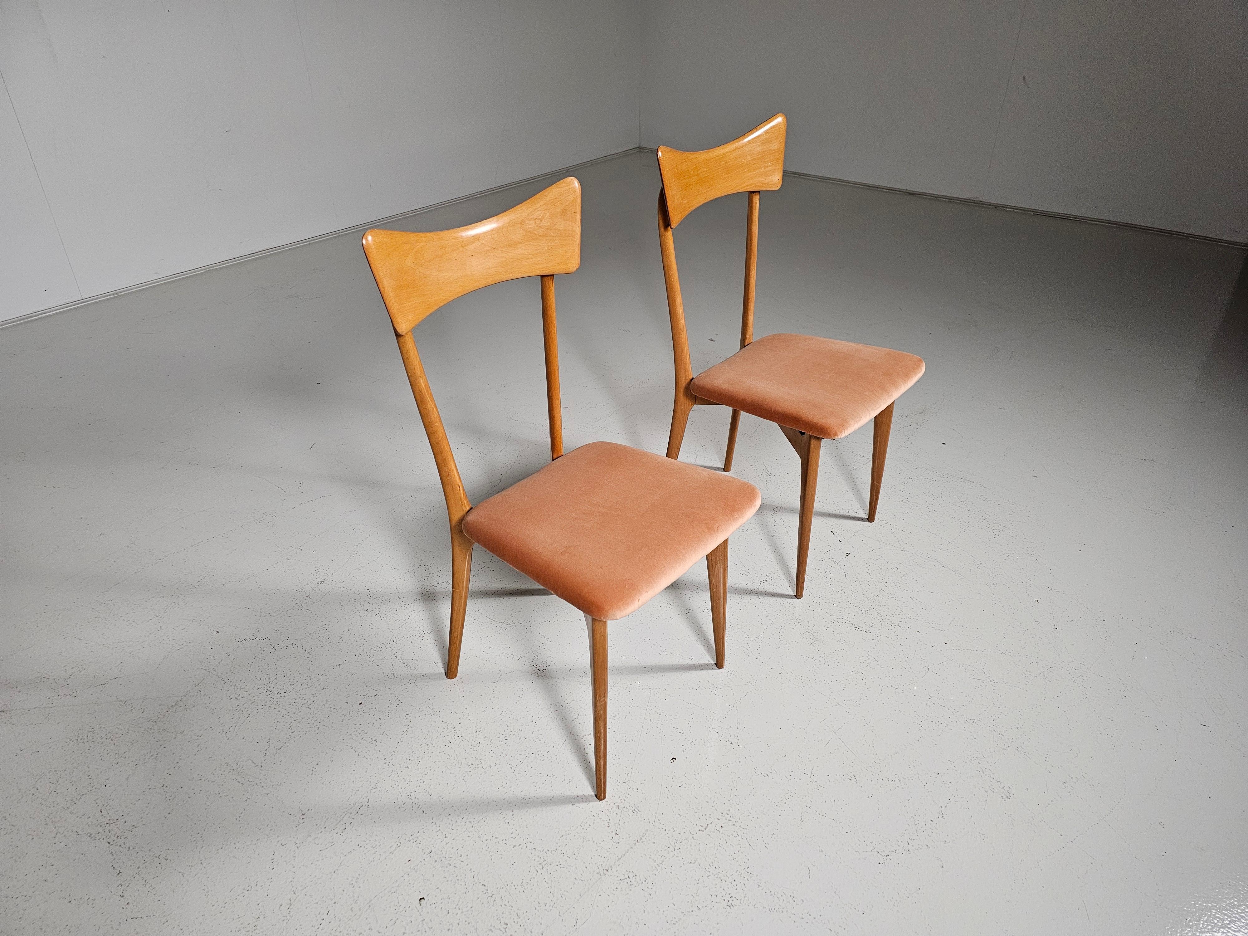 Sedie da pranzo in velluto rosa di Ico Parisi per Ariberto Colombo, anni '50, Set di 6 in vendita 2
