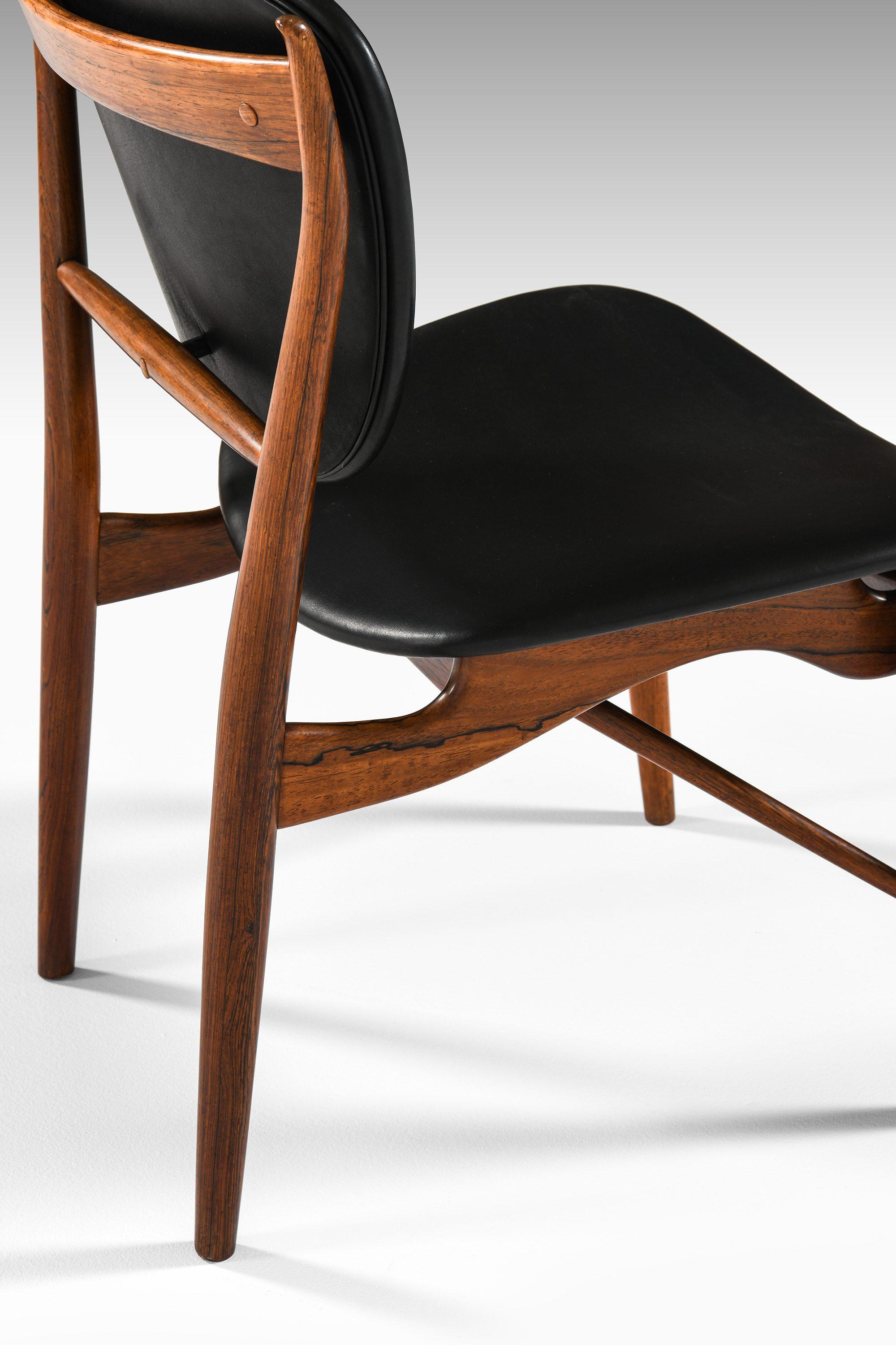 Dining Chairs in Rosewood and Black Leather by Finn Juhl, 1951 For Sale 5