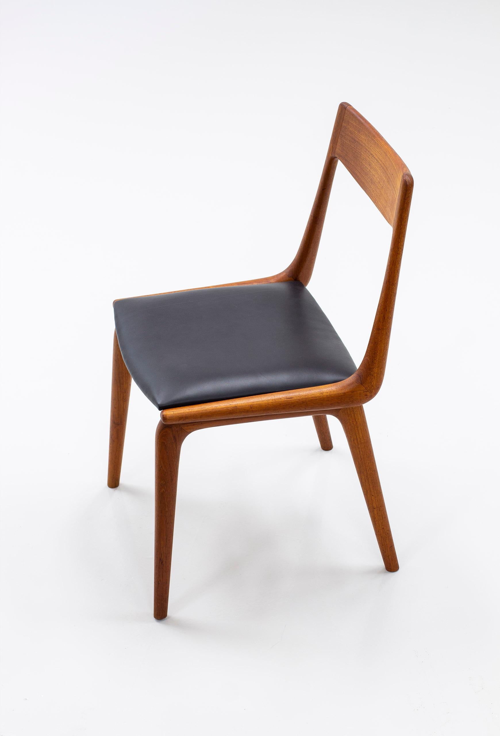 Dining Chairs in Teak and Leather by Alfred Christensen, Slagelse, Denmark In Good Condition In Hägersten, SE