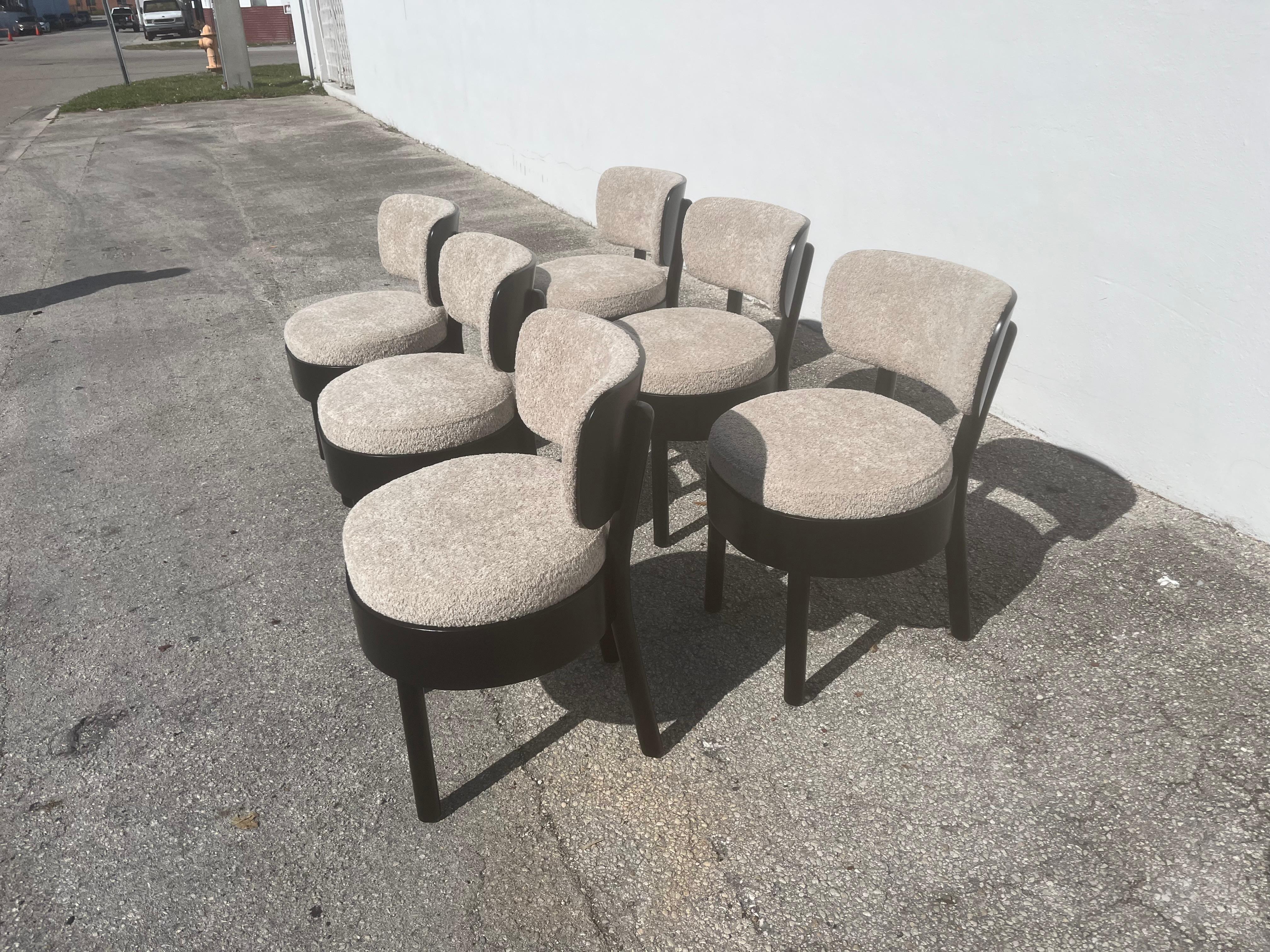 Americano Sedie da pranzo nello stile di Viggo Boesen, in legno curvato e boucle in vendita